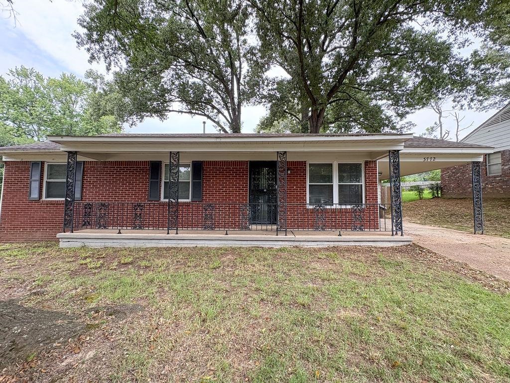 3772 Voltaire Ave Property Photo 2