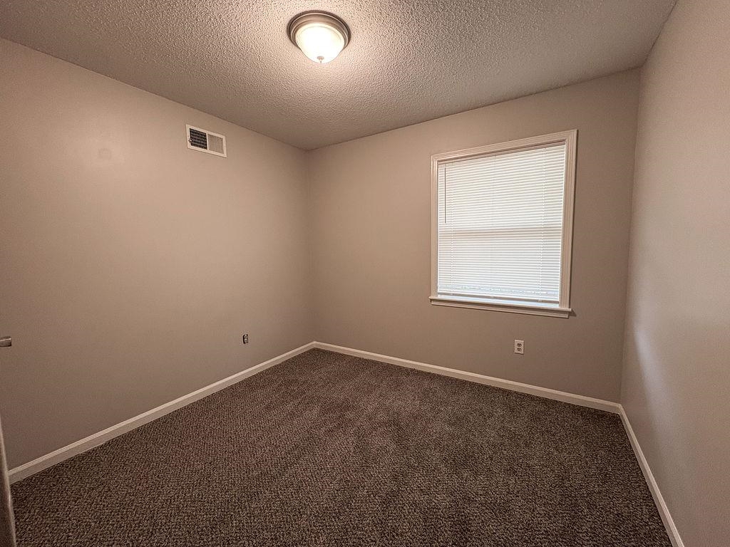 3772 Voltaire Ave Property Photo 10