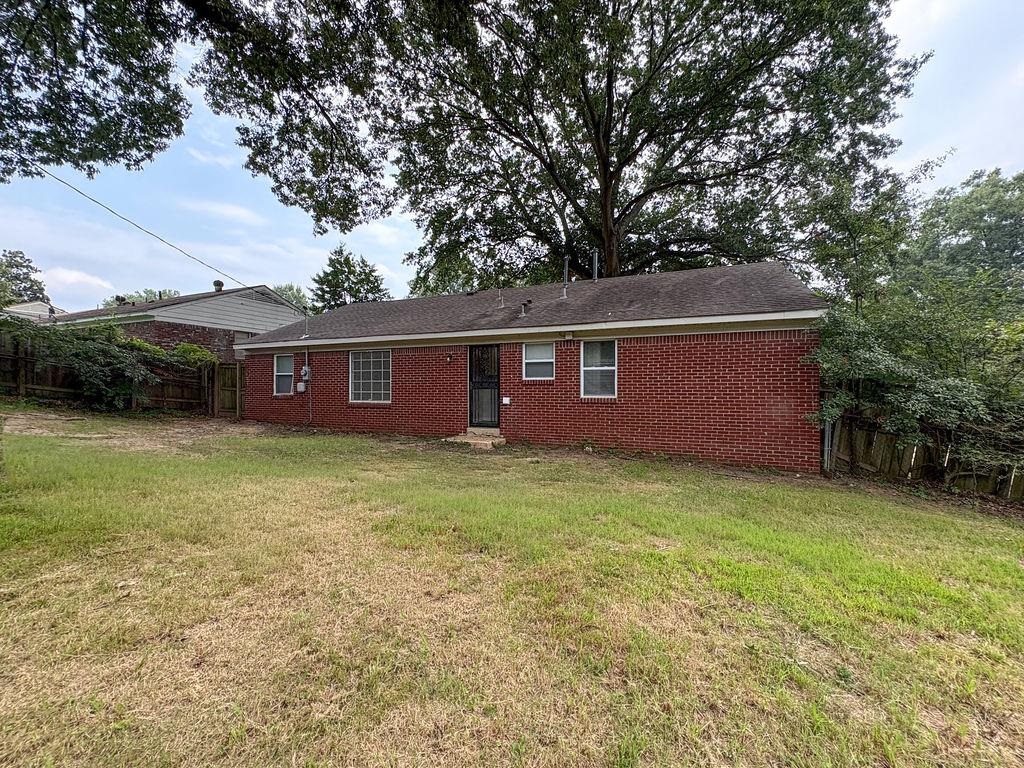 3772 Voltaire Ave Property Photo 18