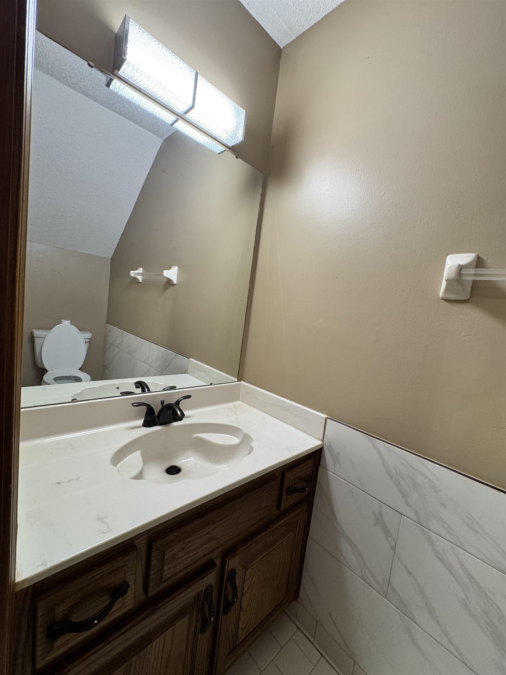 2025 Mt Badon Ln Property Photo 16