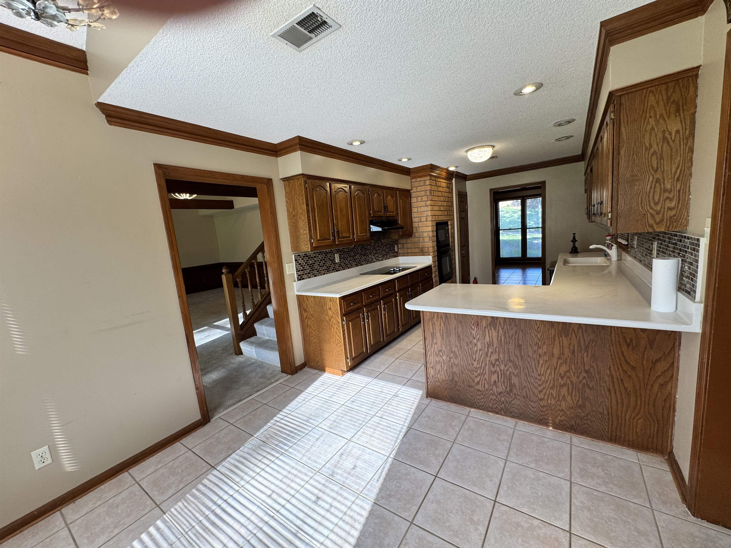 2025 Mt Badon Ln Property Photo 19