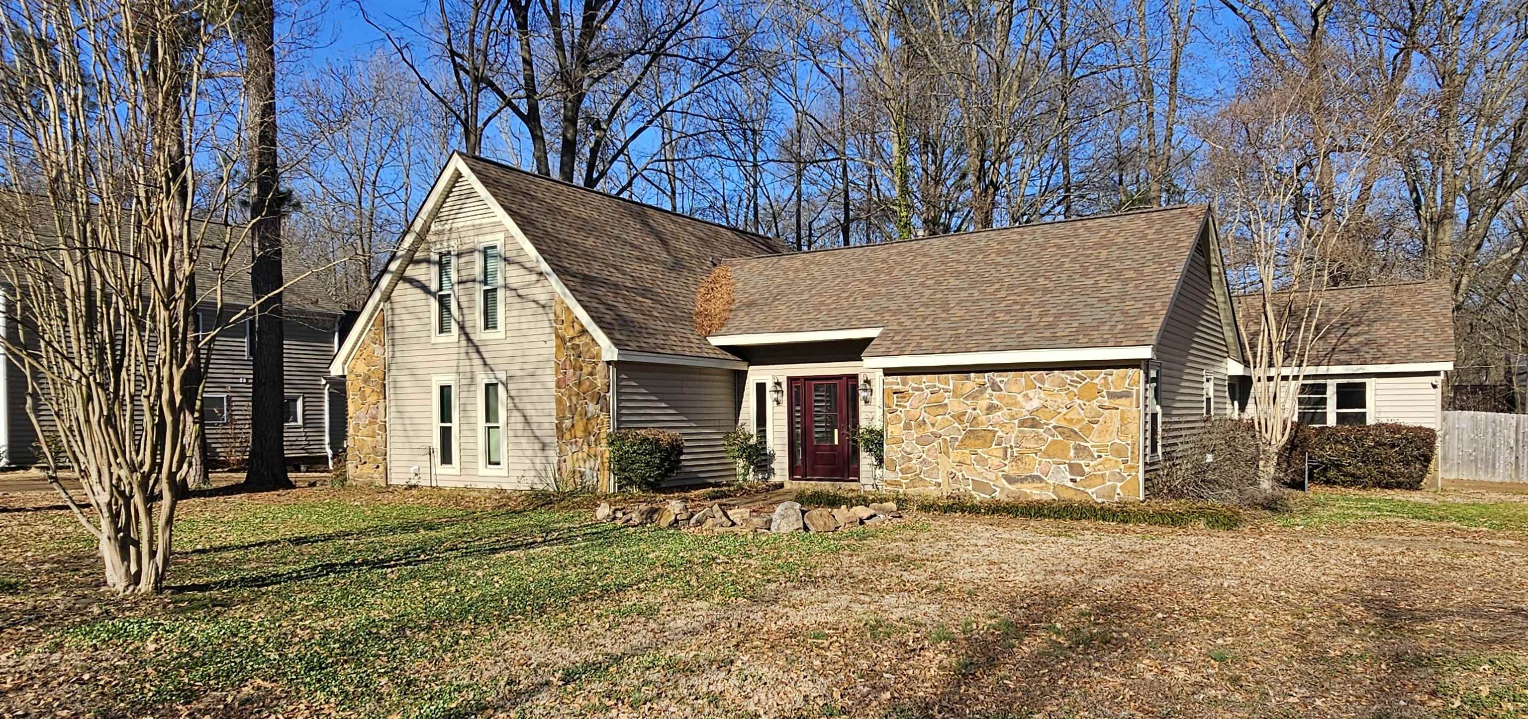 1411 Poplar Ridge Dr Property Photo 1