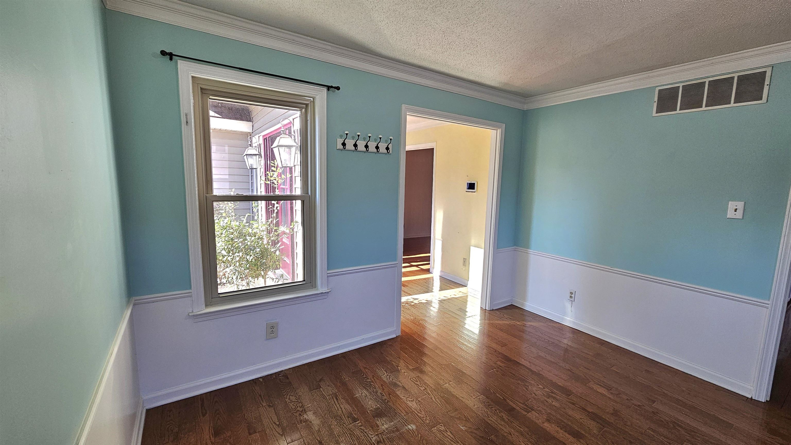 1411 Poplar Ridge Dr Property Photo 17