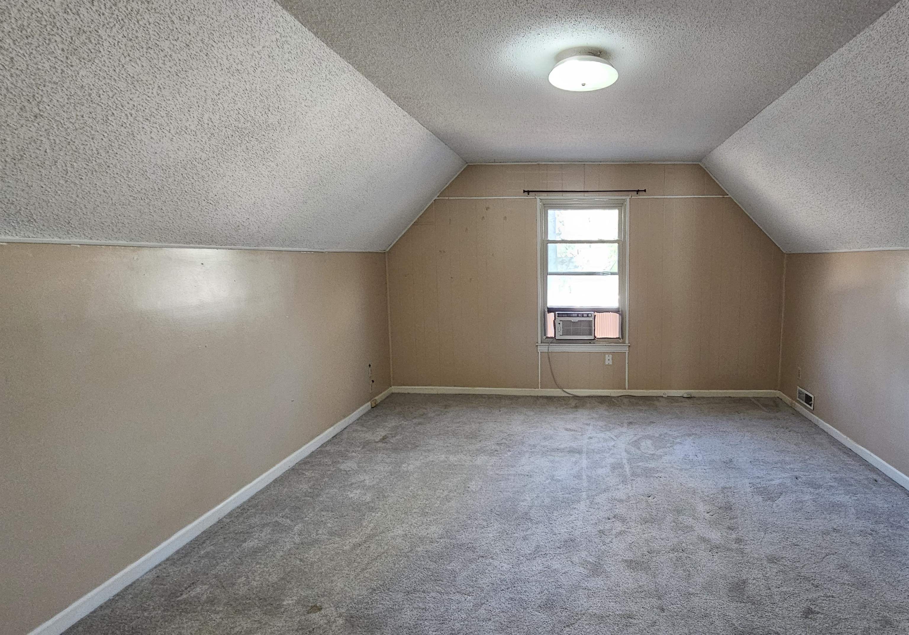 1411 Poplar Ridge Dr Property Photo 38