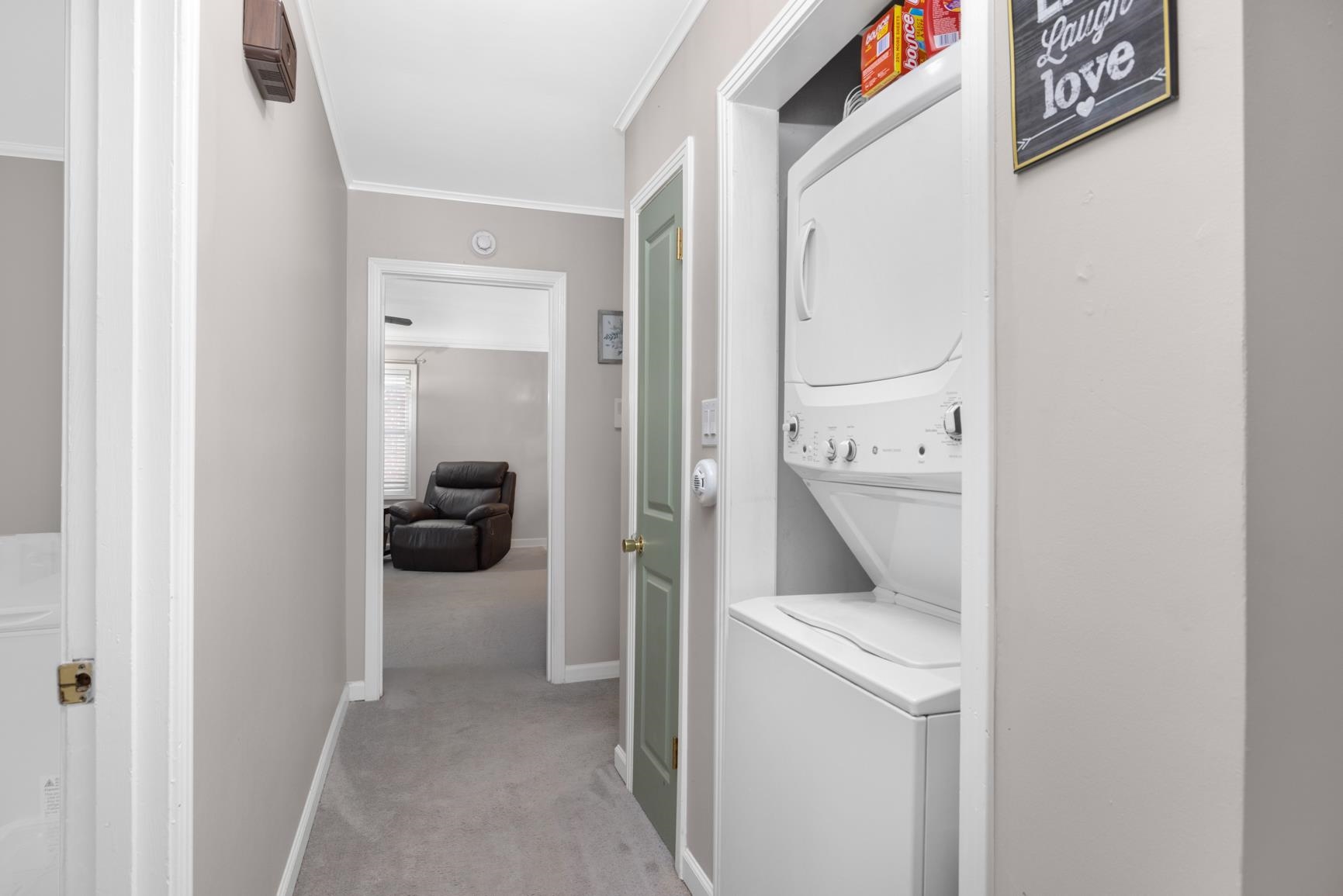 4696 Bowen Rd Property Photo 16