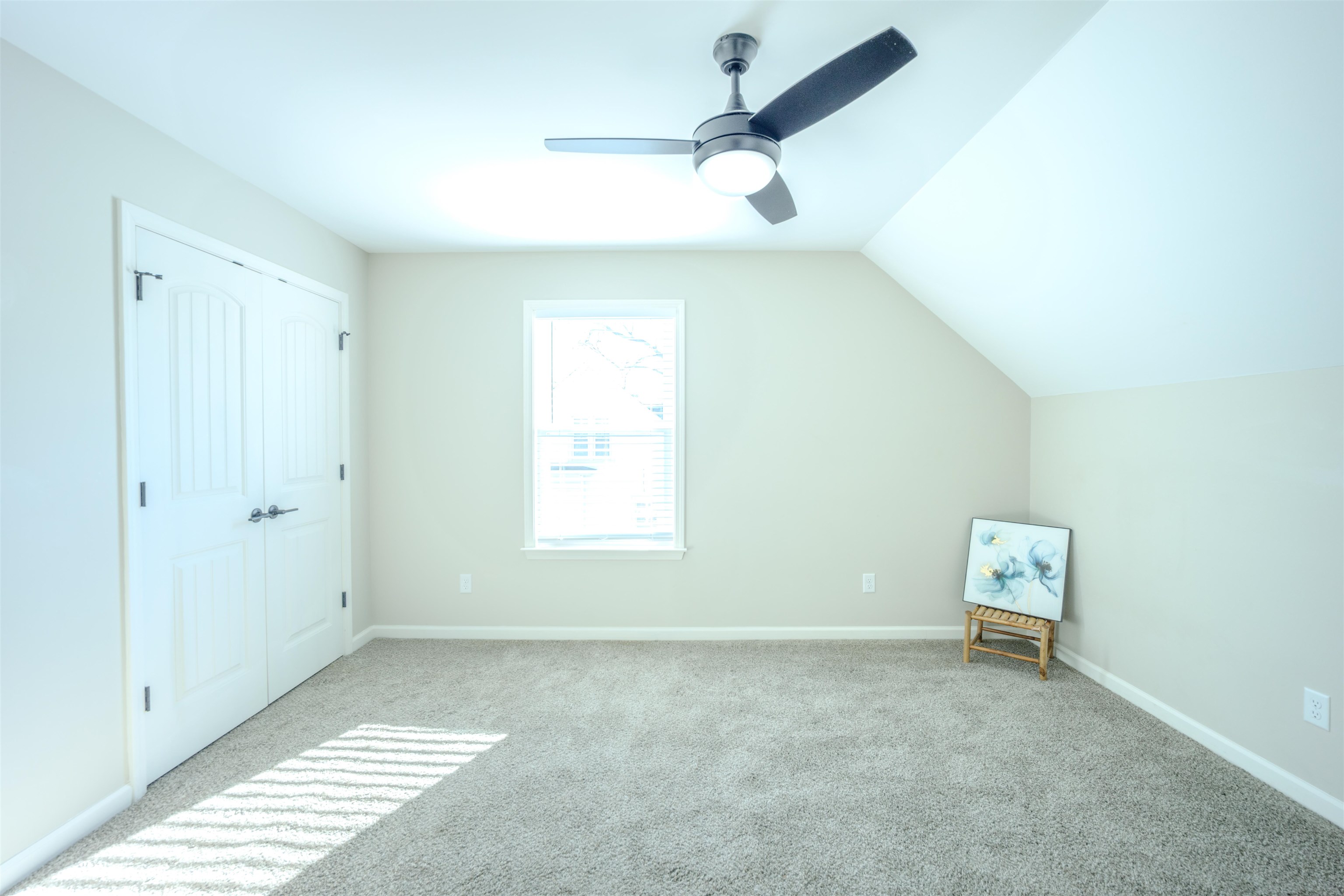 212 Tipton St S Property Photo 28