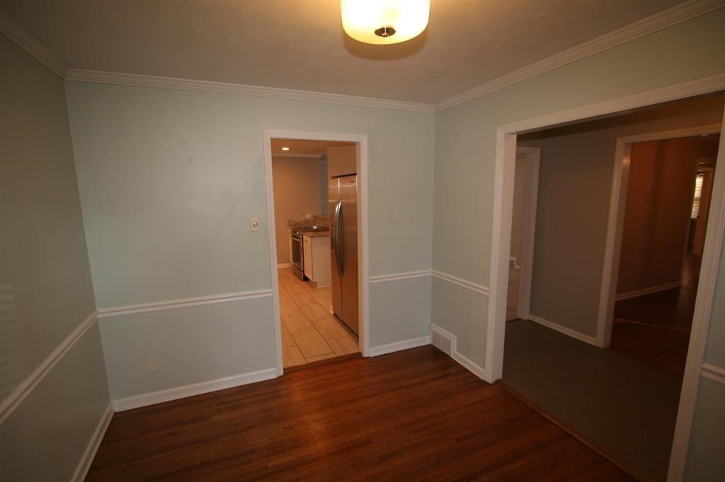 1588 Dorset Dr Property Photo 17