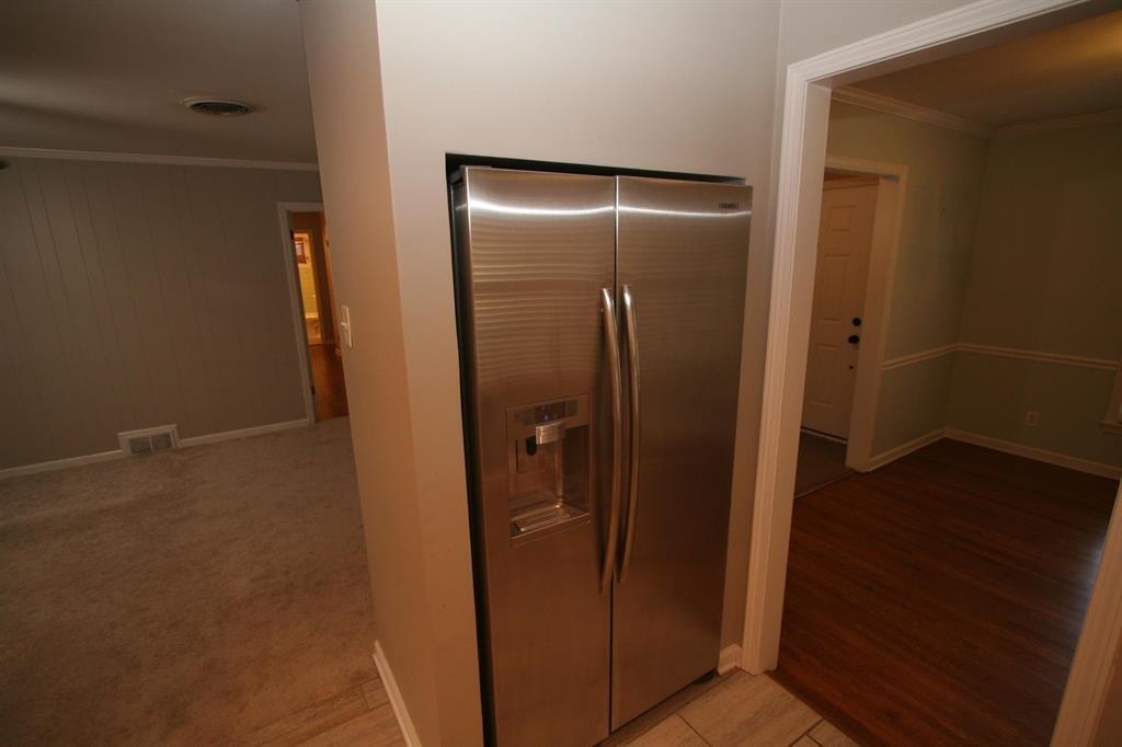 1588 Dorset Dr Property Photo 29