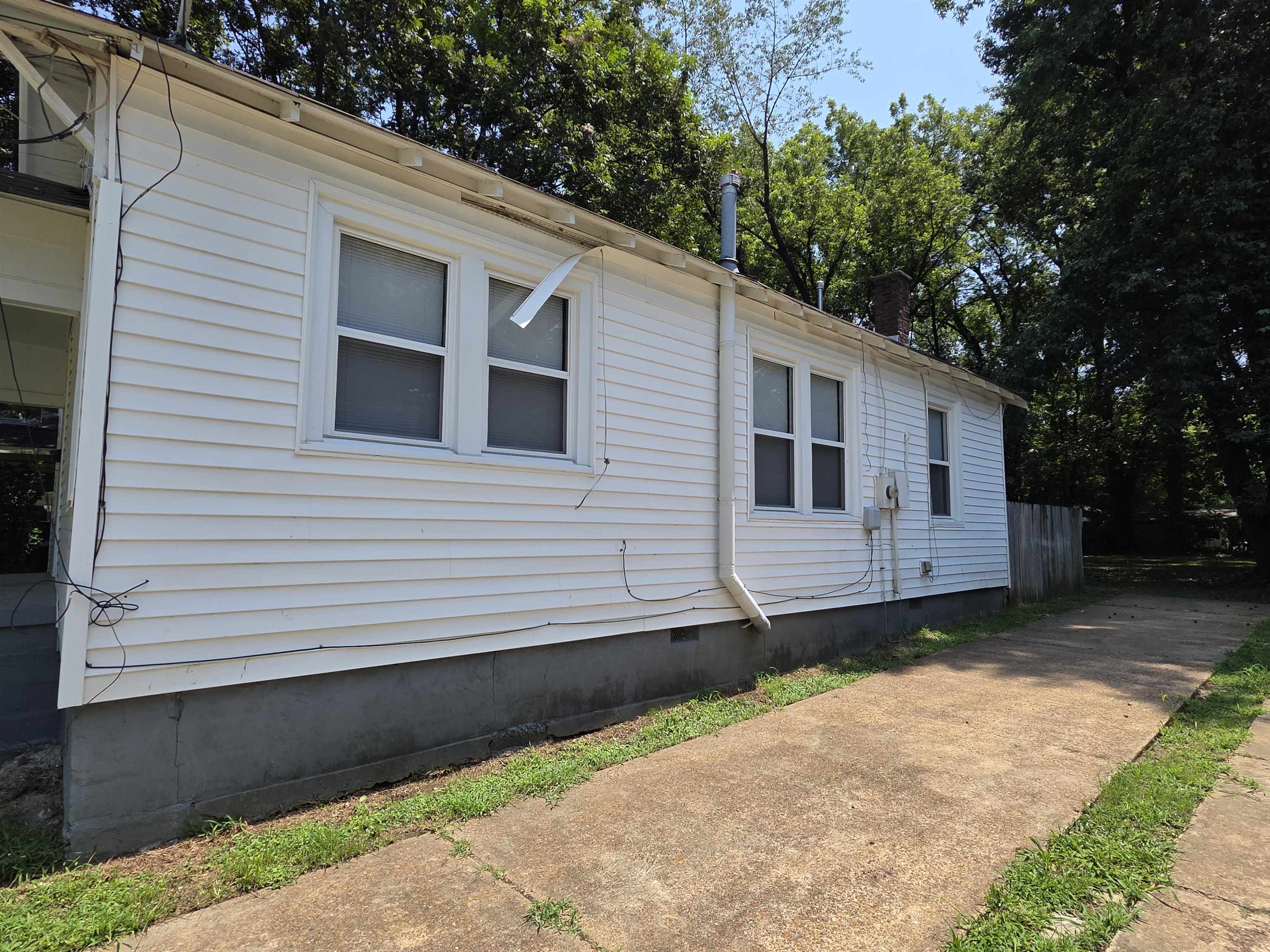 3463 Tutwiler Ave Property Photo 2