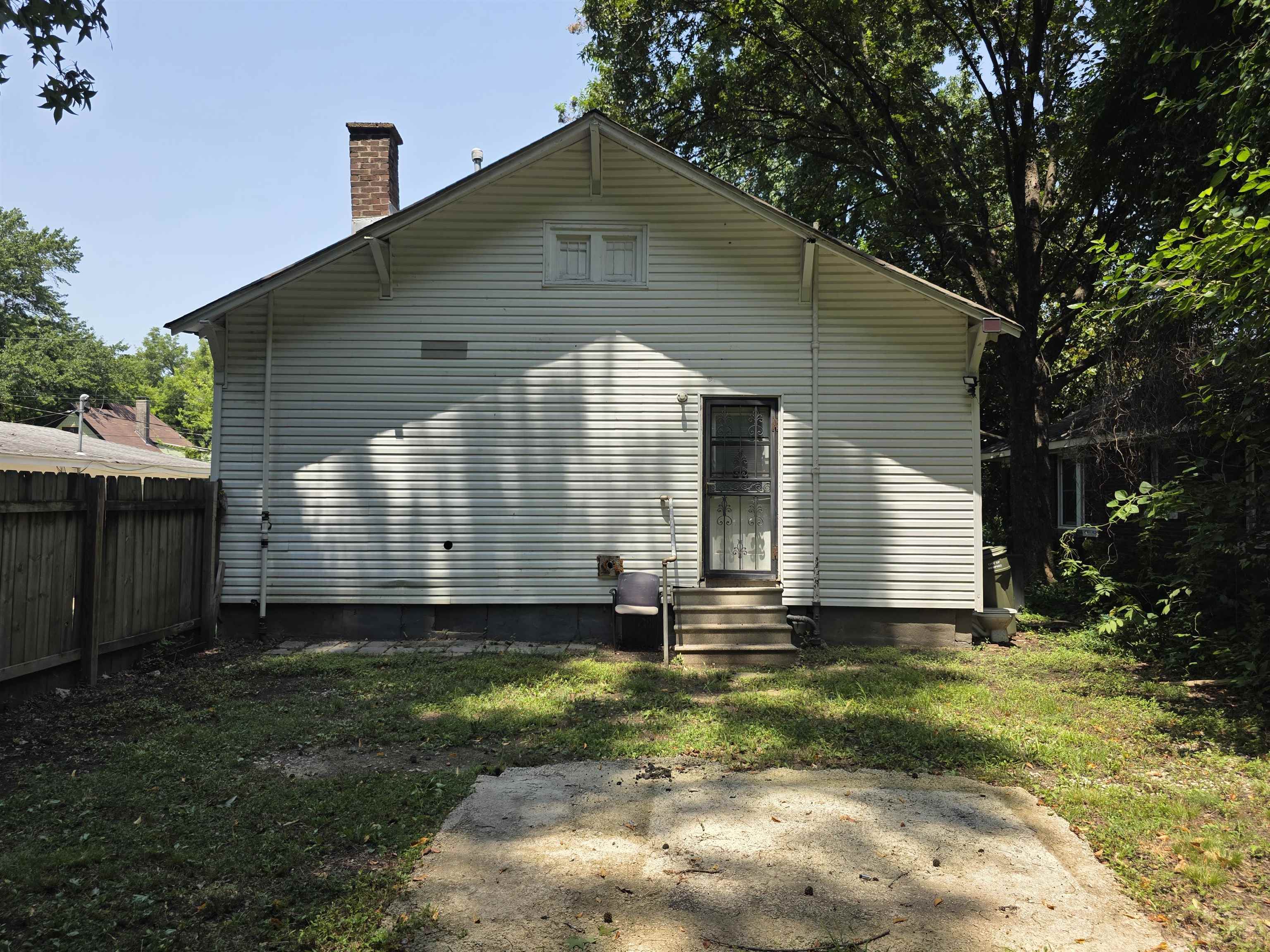 3463 Tutwiler Ave Property Photo 3