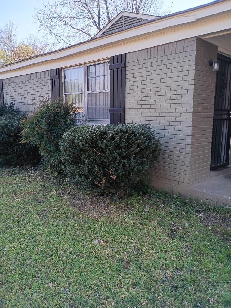 3213 Forest Brook Dr Property Photo 2