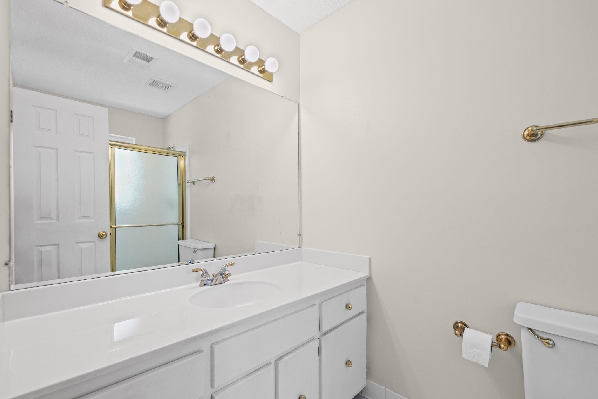 3933 Robin Hill Dr Property Photo 19