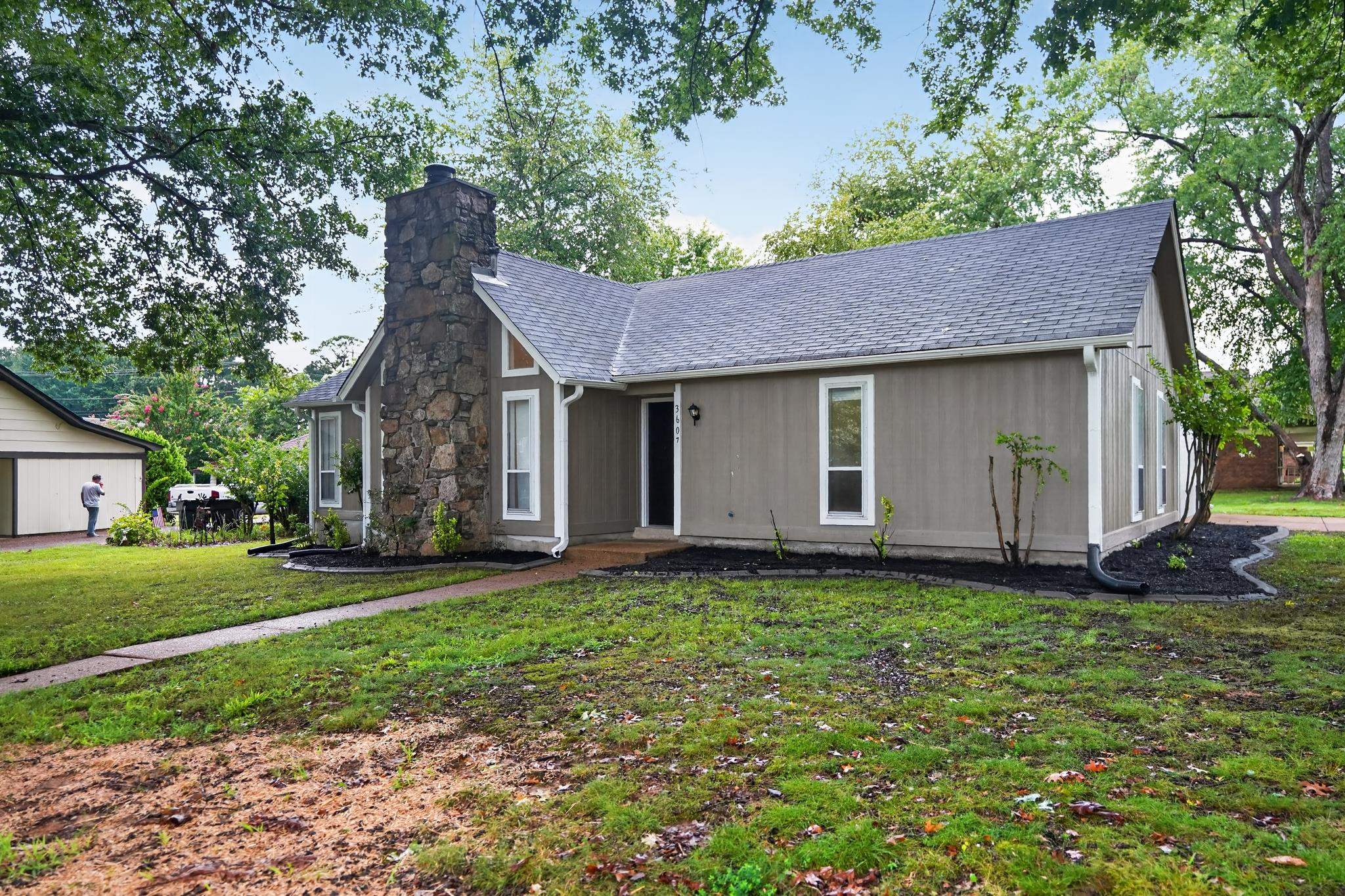 3607 Morning Light Dr Property Photo 2