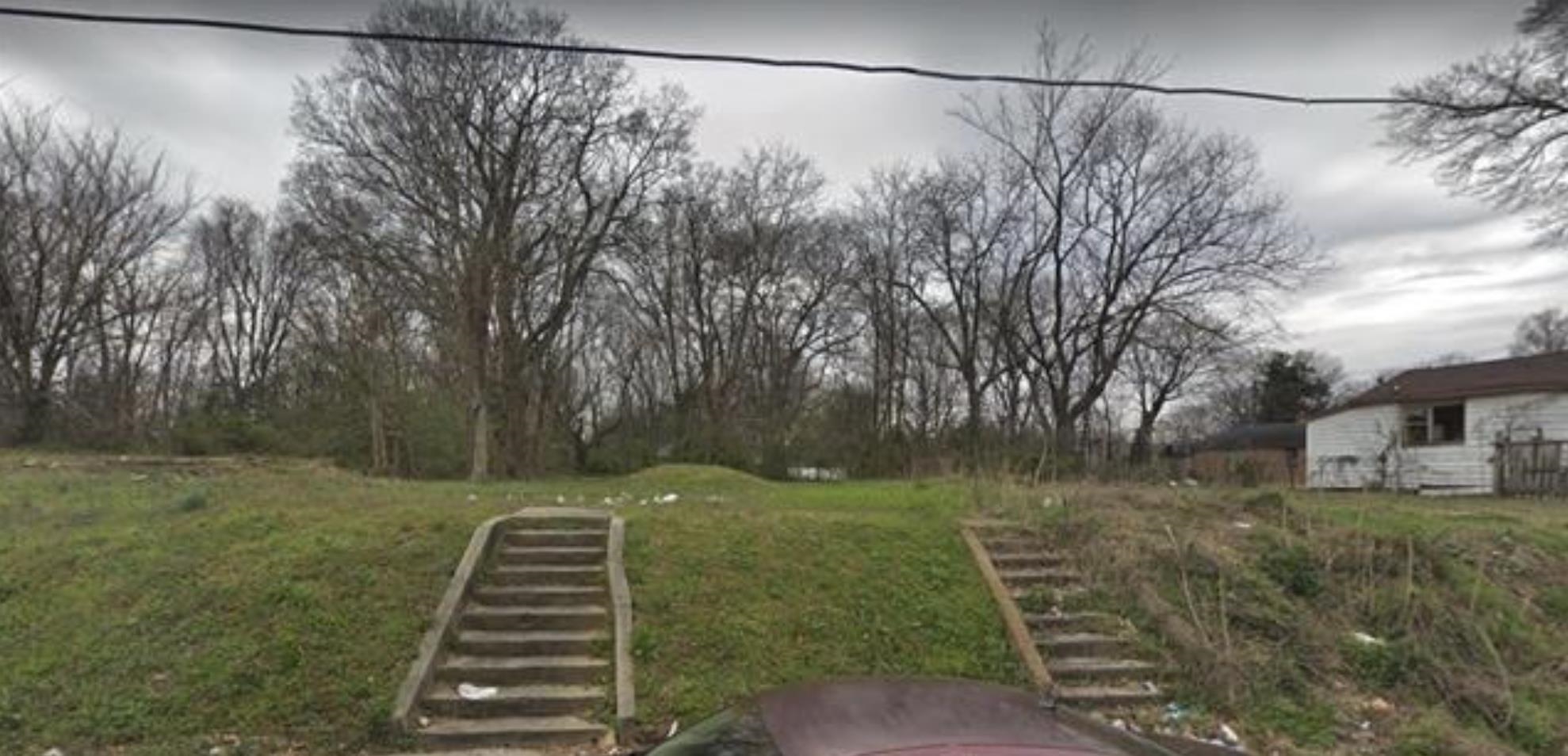 1077 Orleans St Property Photo 1