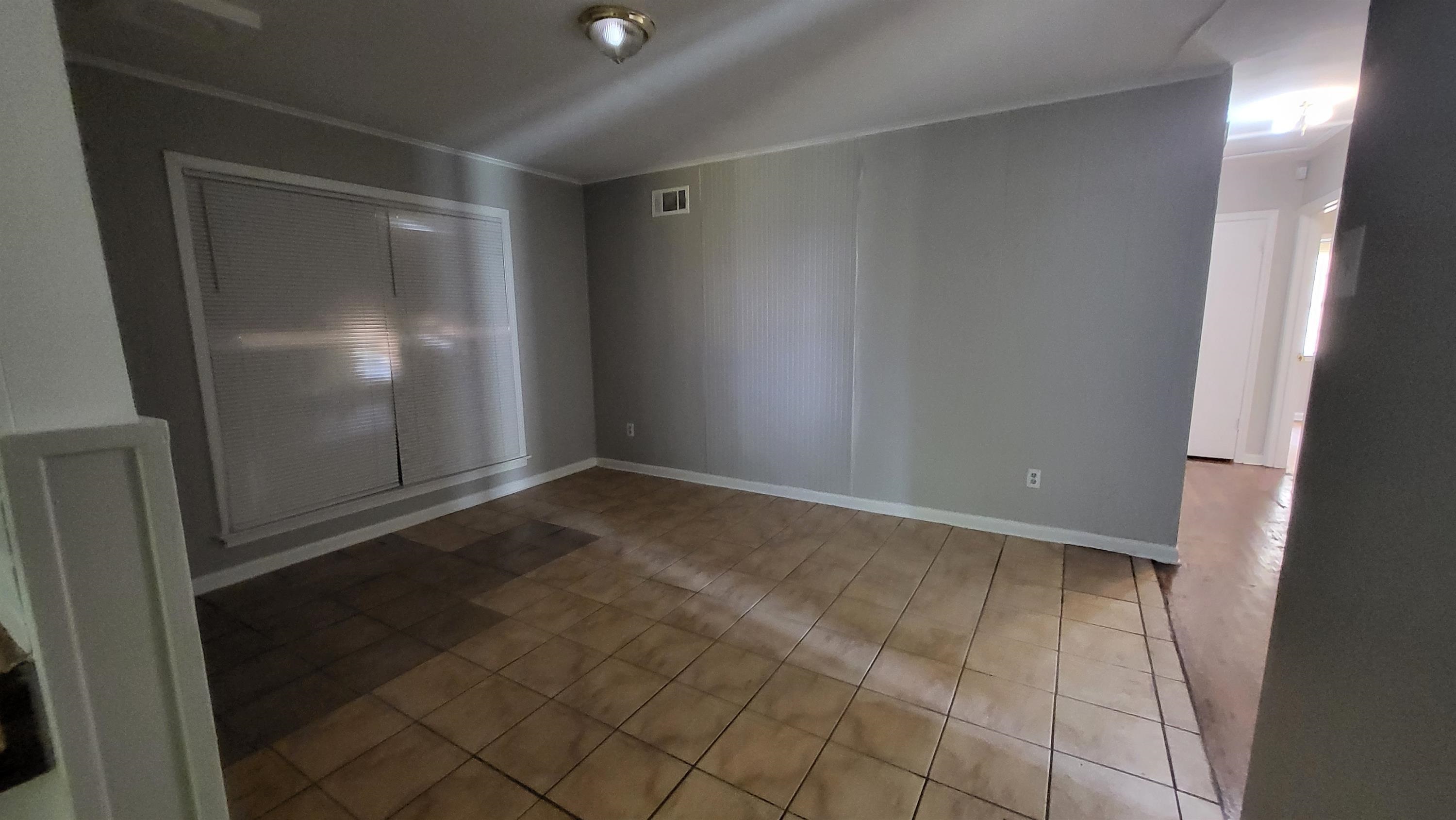 4697 Grecco Dr Property Photo 3