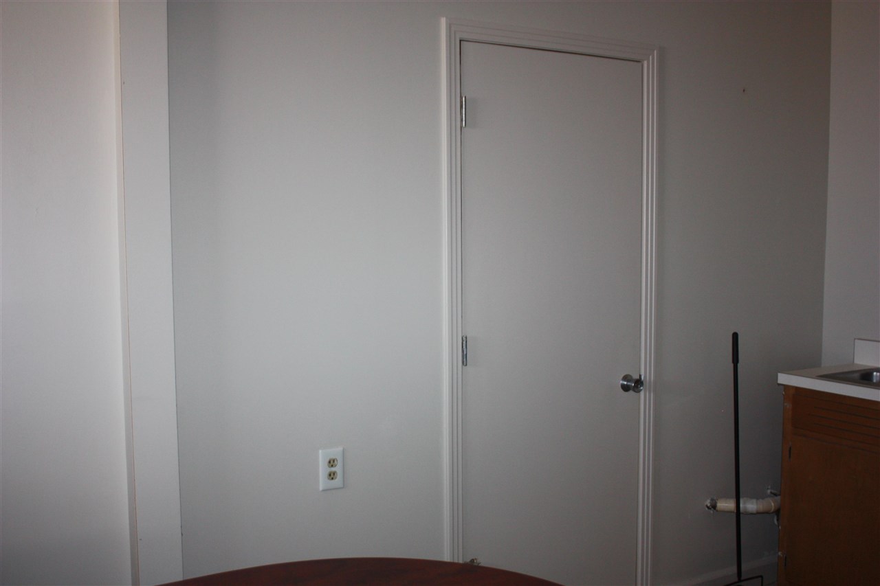 1107 E Raines Rd Property Photo 7