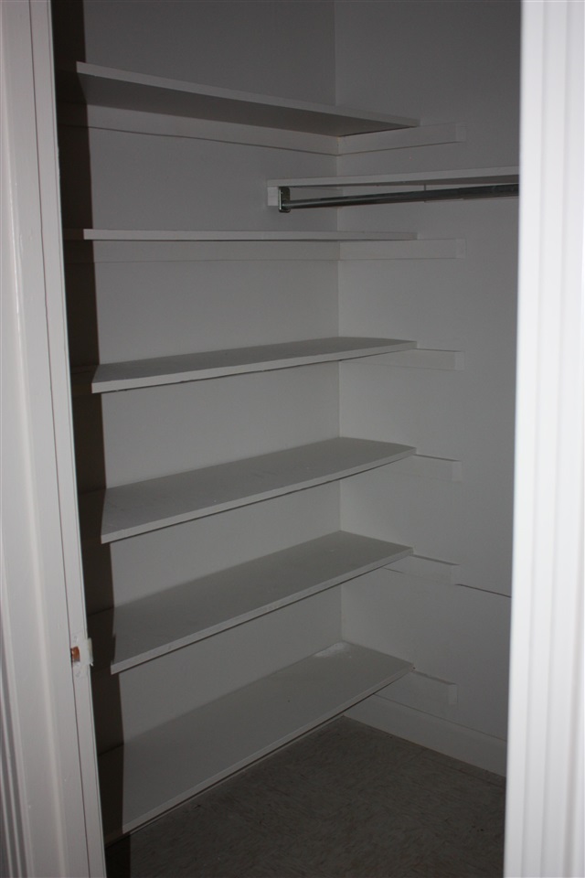 1107 E Raines Rd Property Photo 11