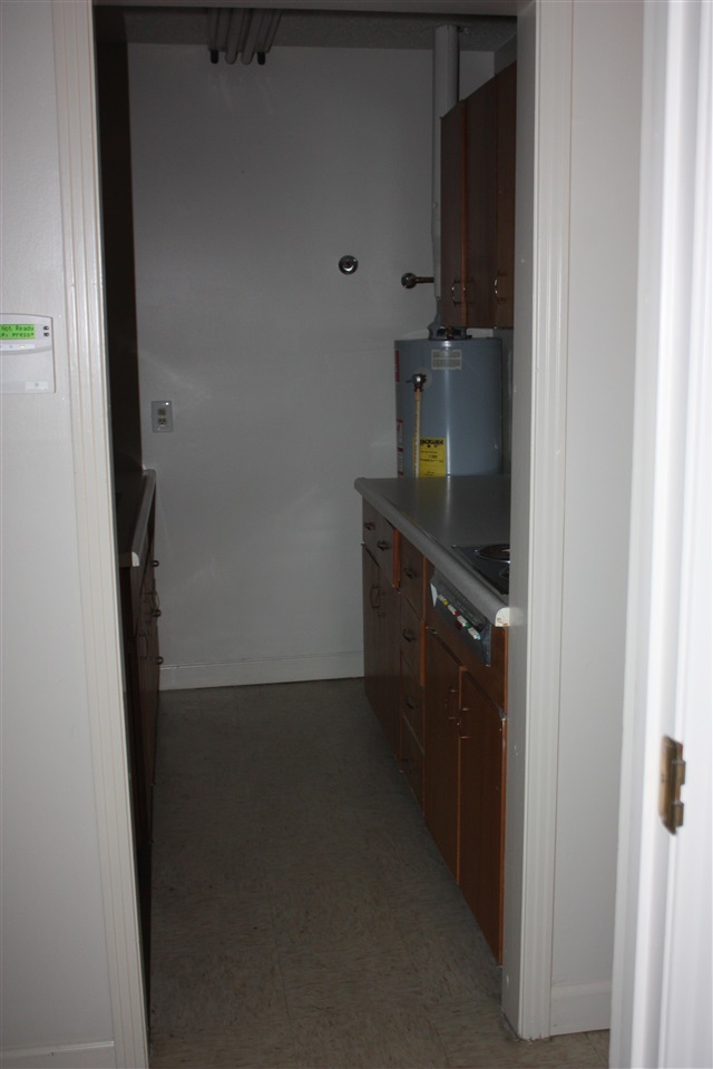 1107 E Raines Rd Property Photo 23
