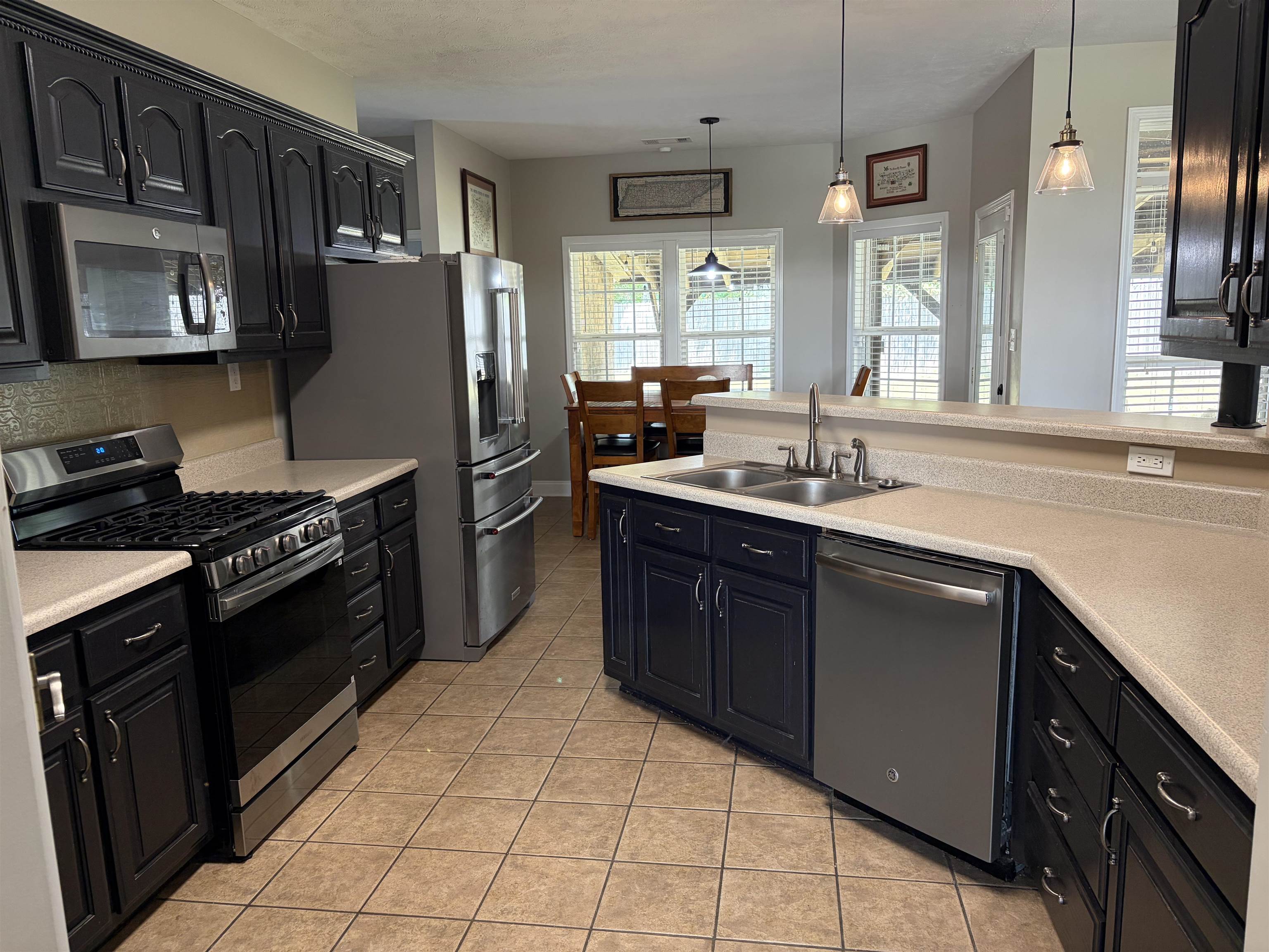 178 Clemetine Rd Property Photo 3