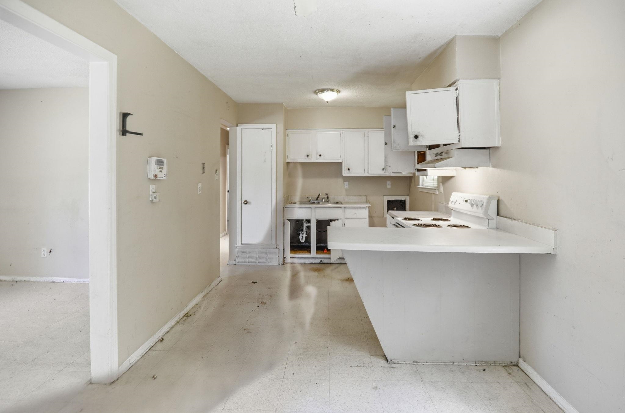 4150 Windermere Rd Property Photo 7