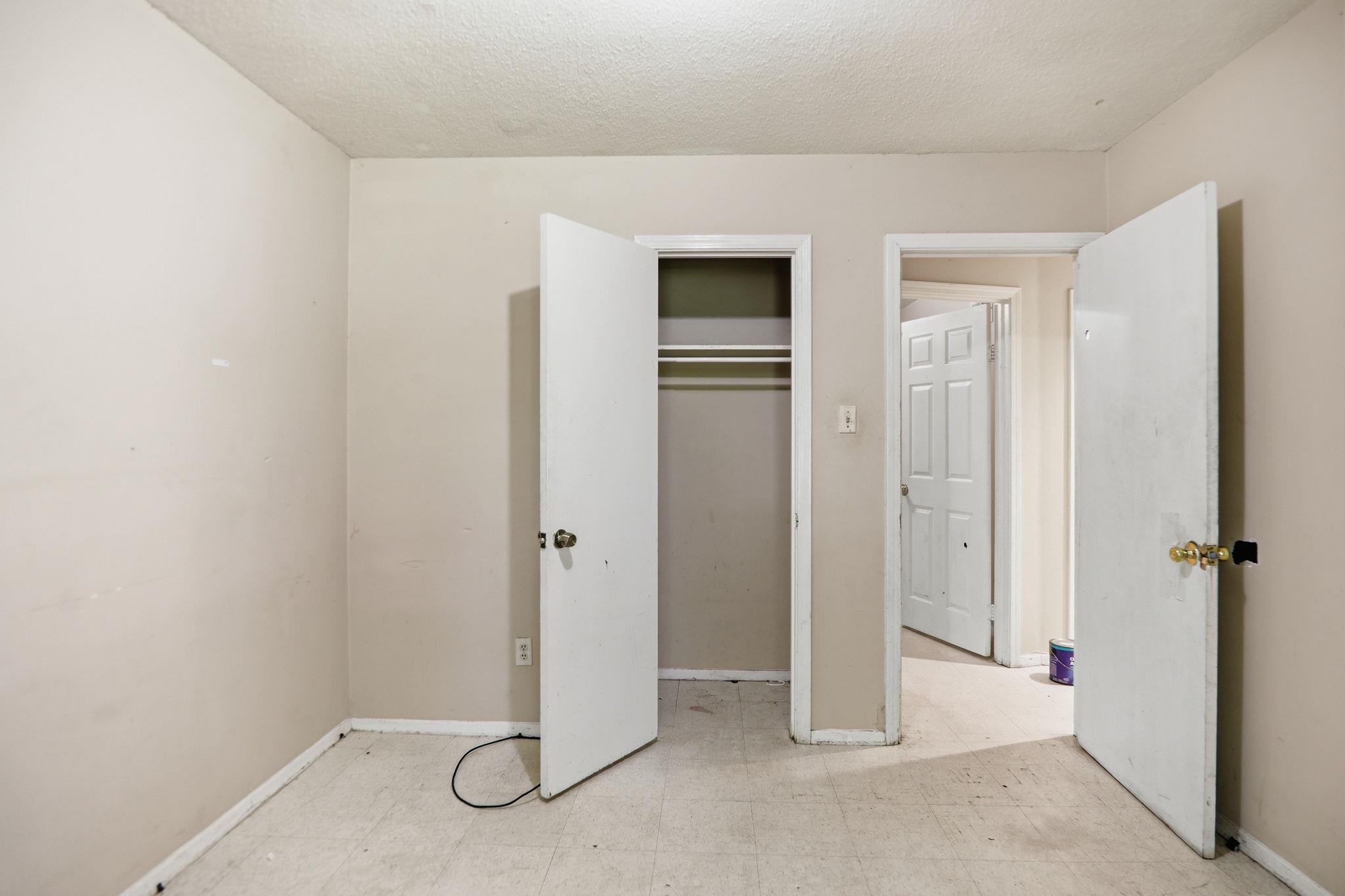 4150 Windermere Rd Property Photo 11