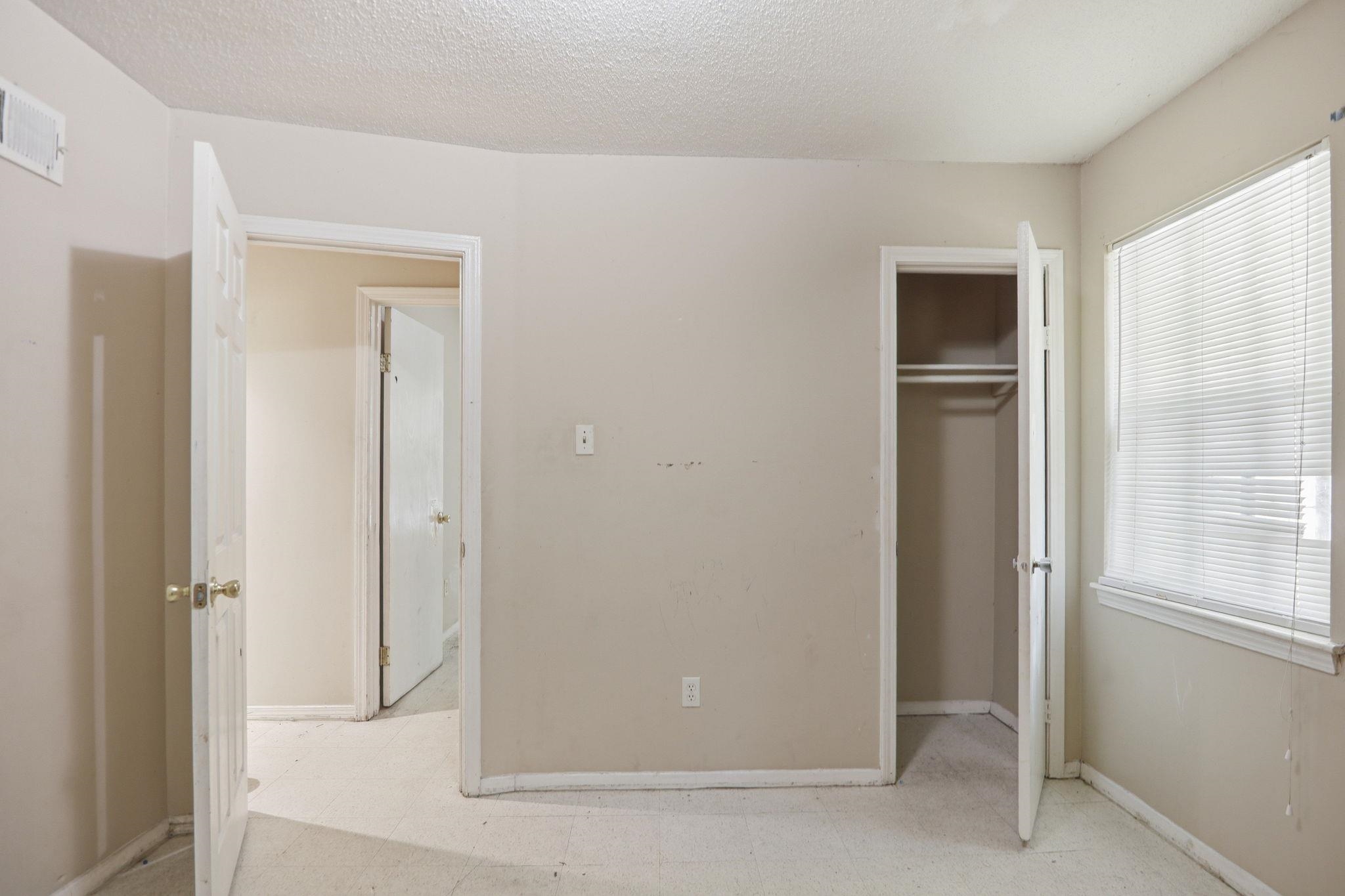4150 Windermere Rd Property Photo 12