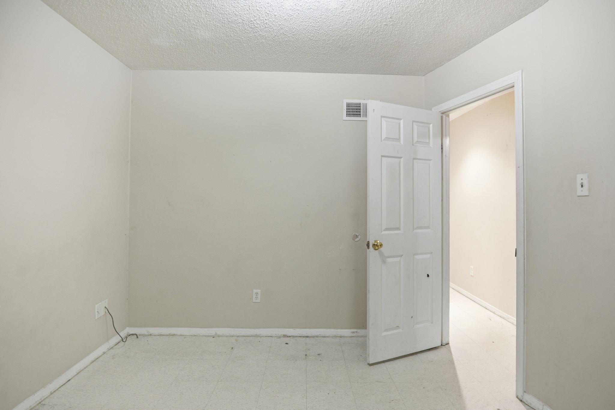 4150 Windermere Rd Property Photo 14