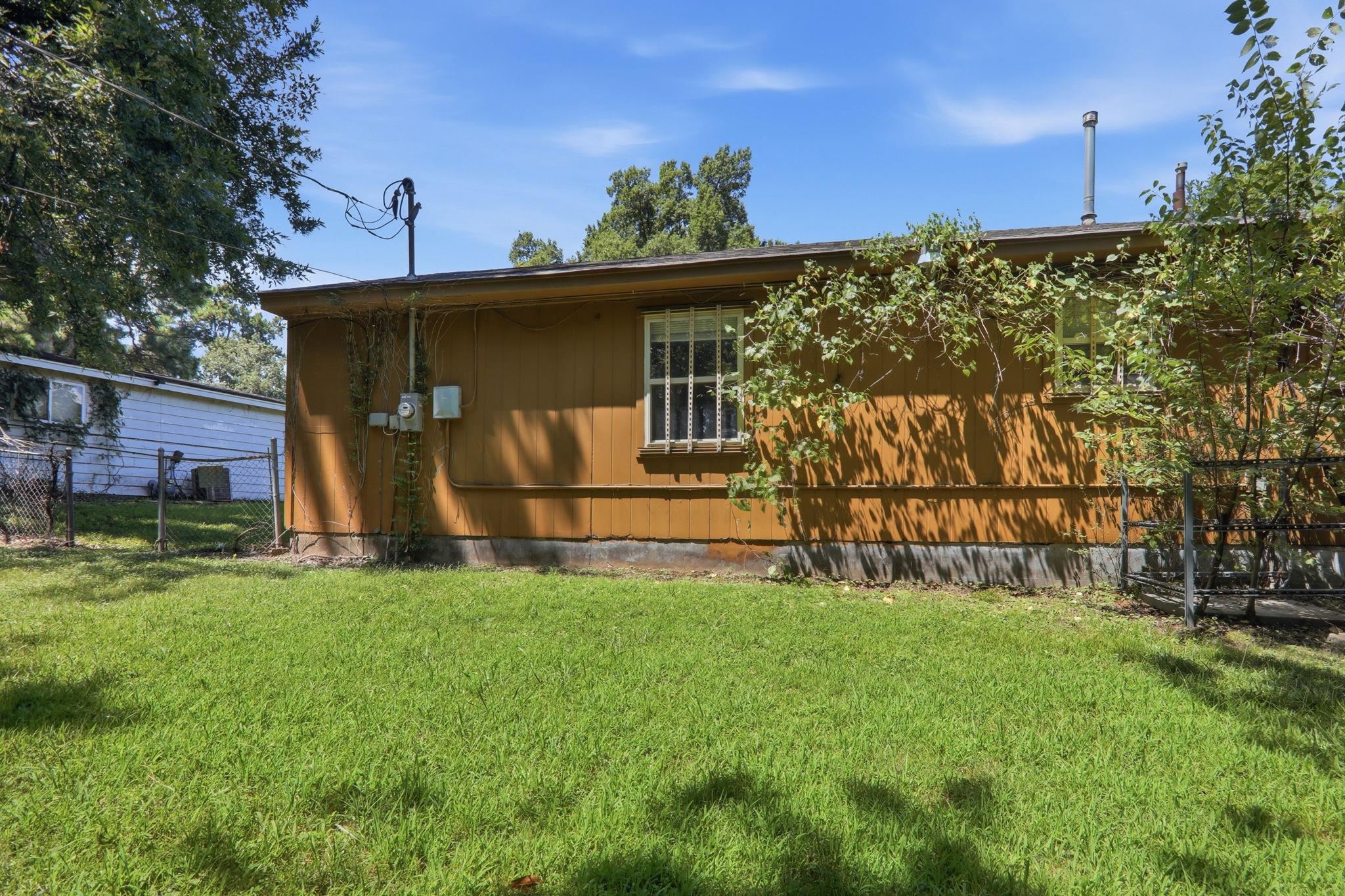 4150 Windermere Rd Property Photo 17