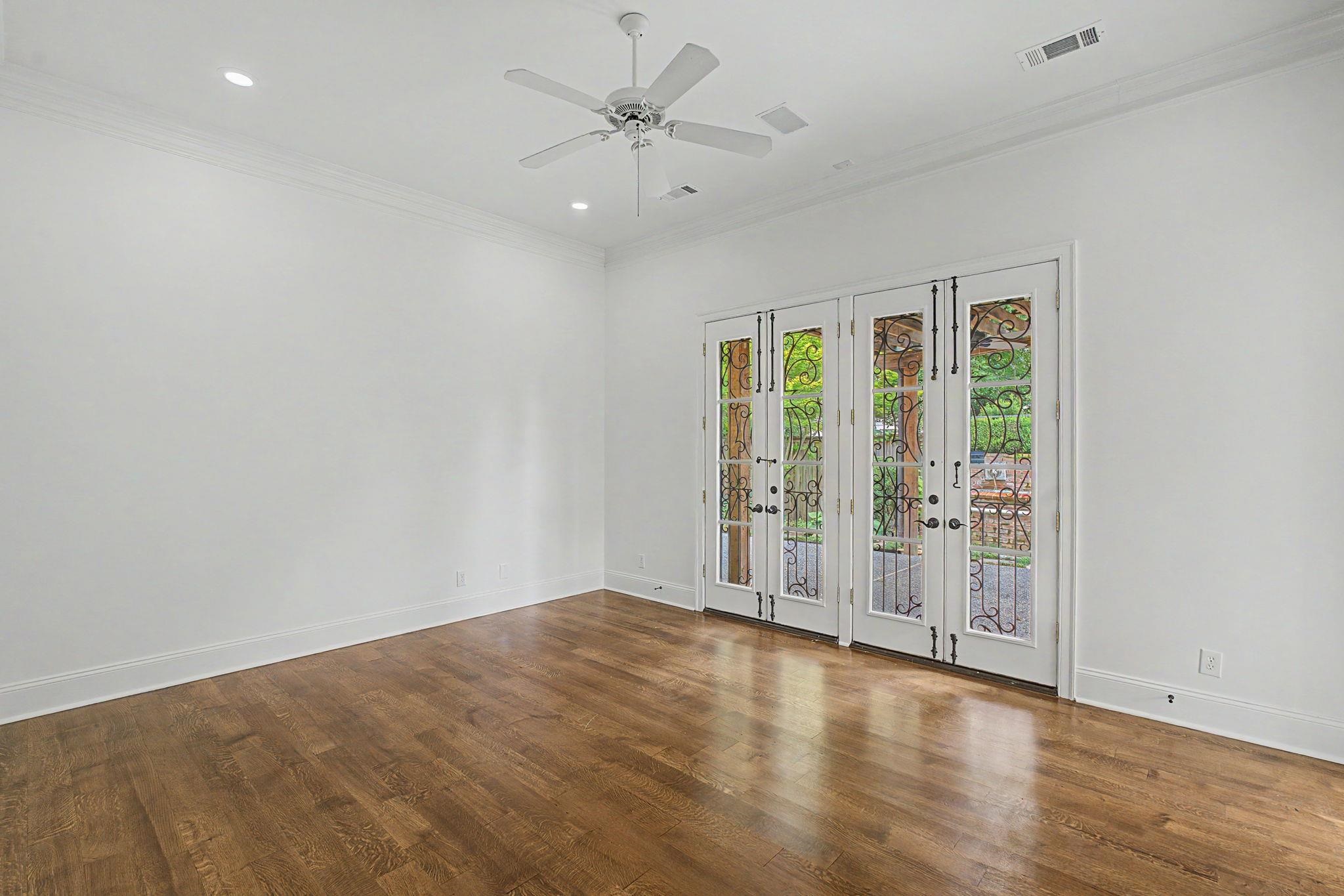 210 Lombardy Rd Property Photo 16