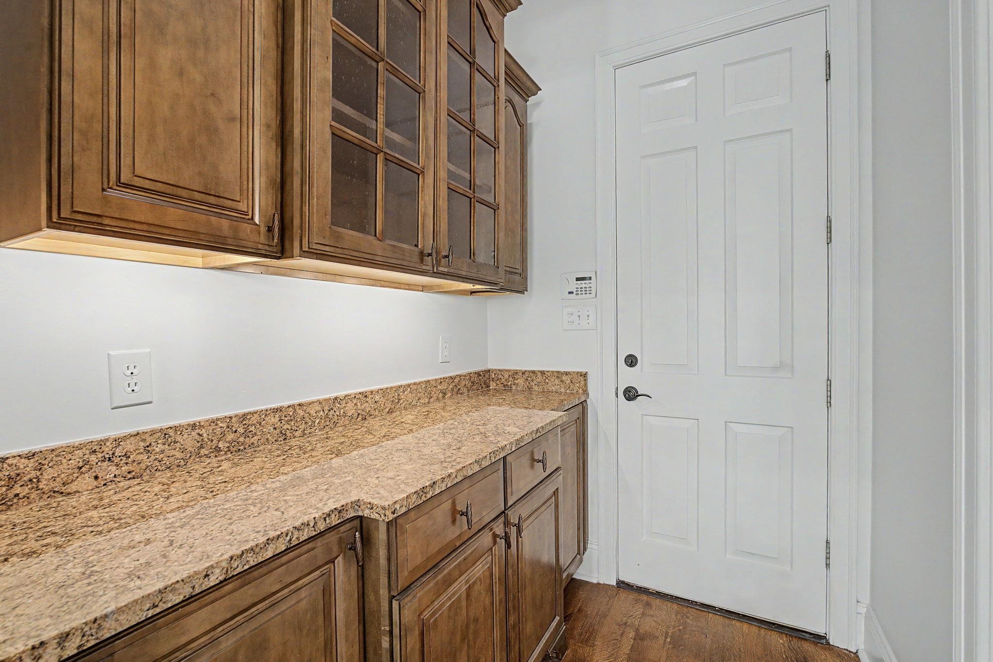 210 Lombardy Rd Property Photo 31