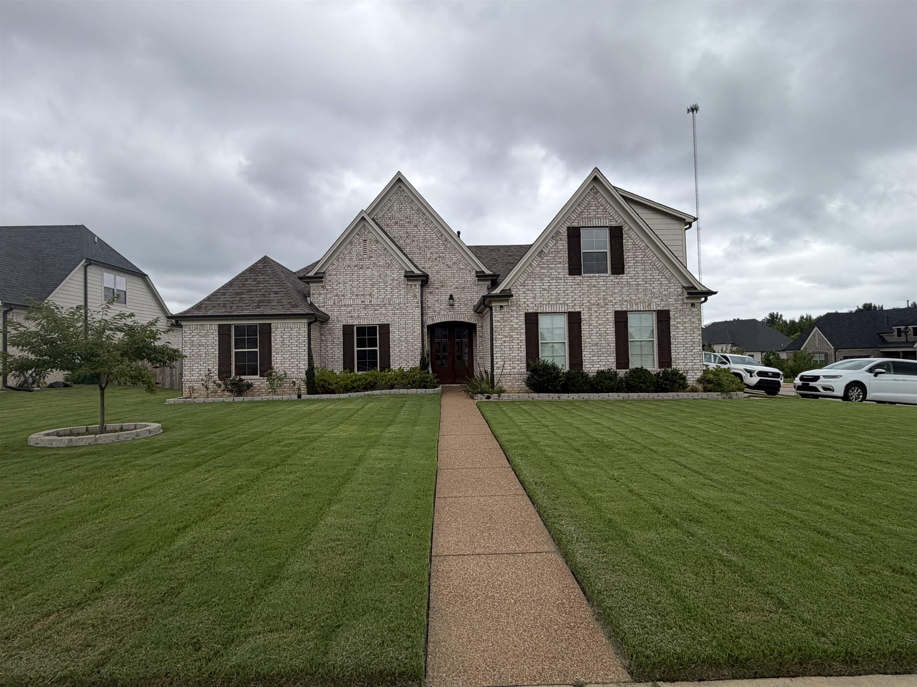 45 Laurel Wood Lane Ln Property Photo 2