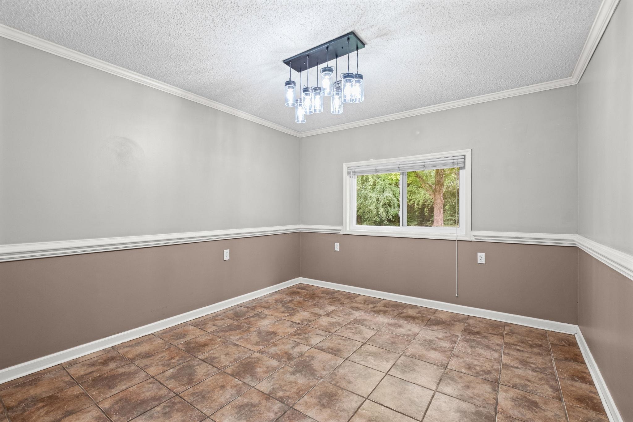 2636 Tipton Rd Property Photo 5