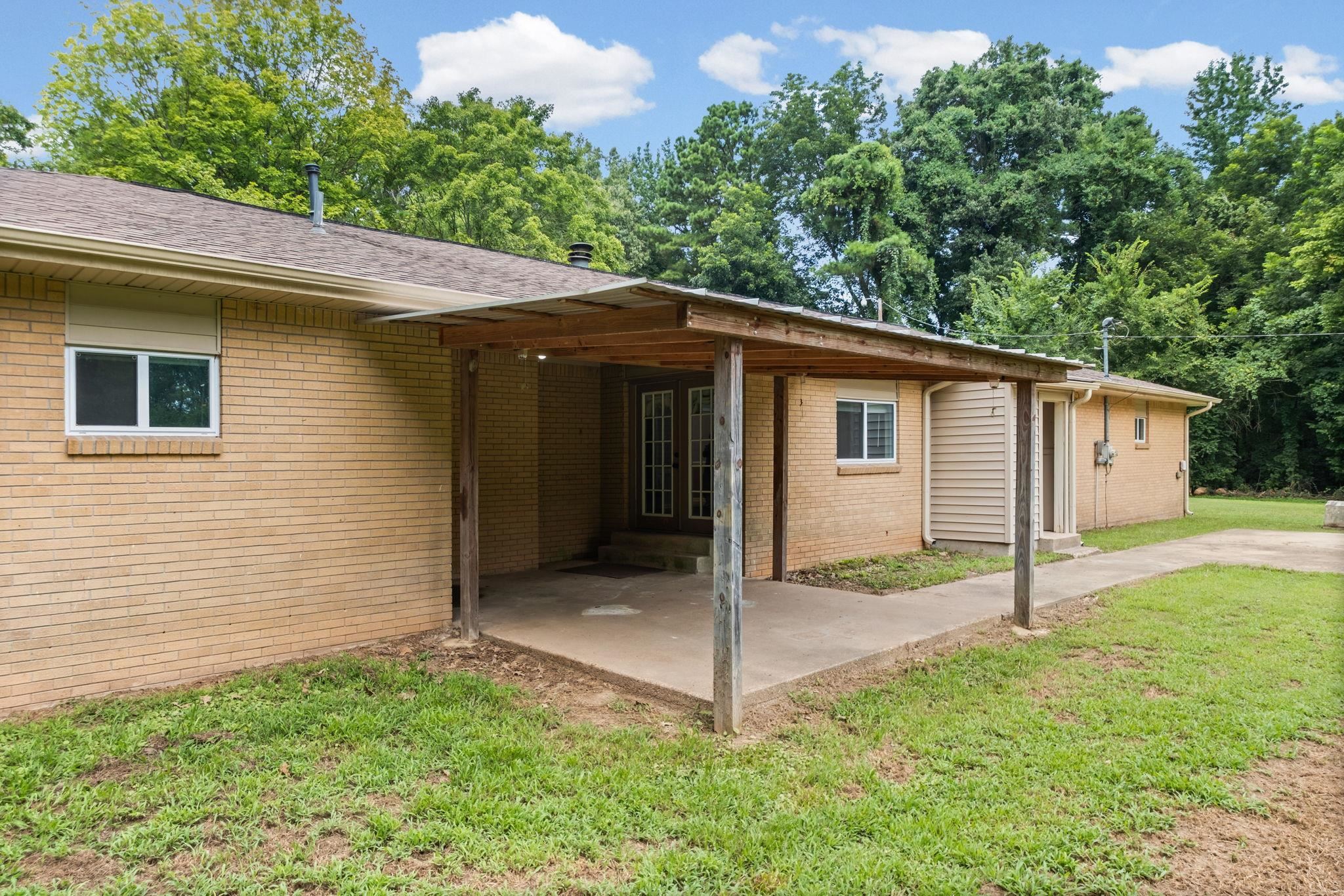2636 Tipton Rd Property Photo 26