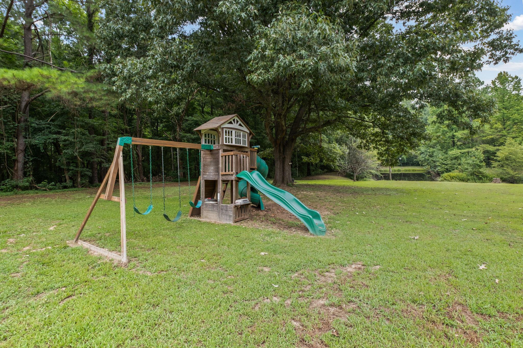 2636 Tipton Rd Property Photo 29
