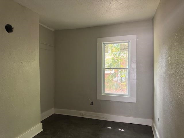 1559 Harrison St Property Photo 6