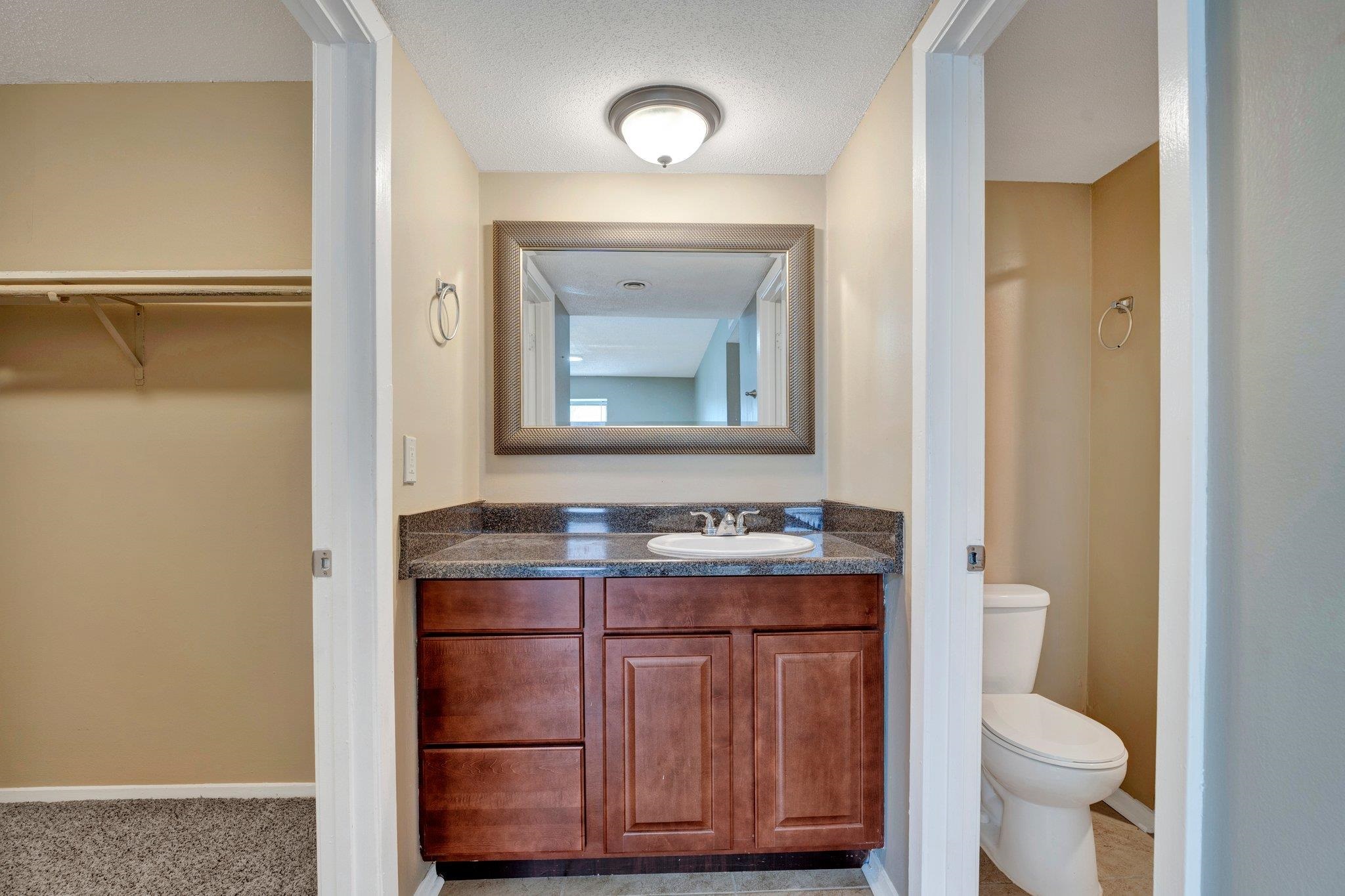 6600 S Poplar Woods Cir 4 Property Photo 16