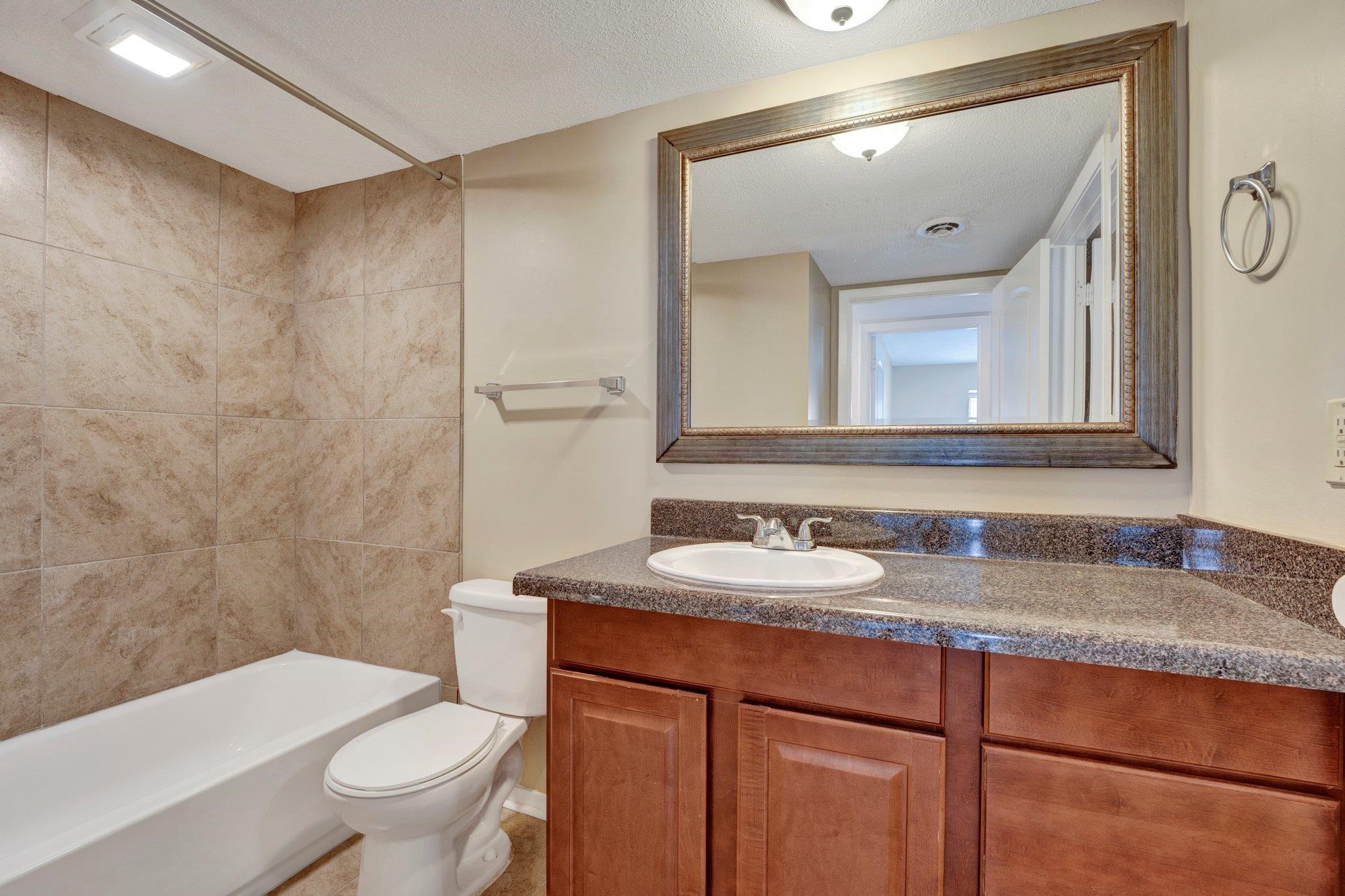 6600 S Poplar Woods Cir 4 Property Photo 19