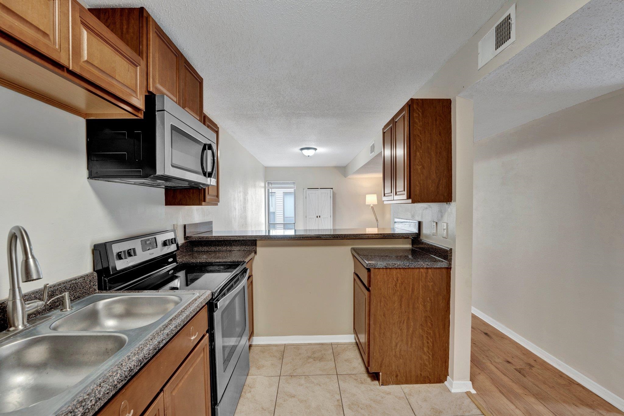 6600 S Poplar Woods Cir 4 Property Photo 26