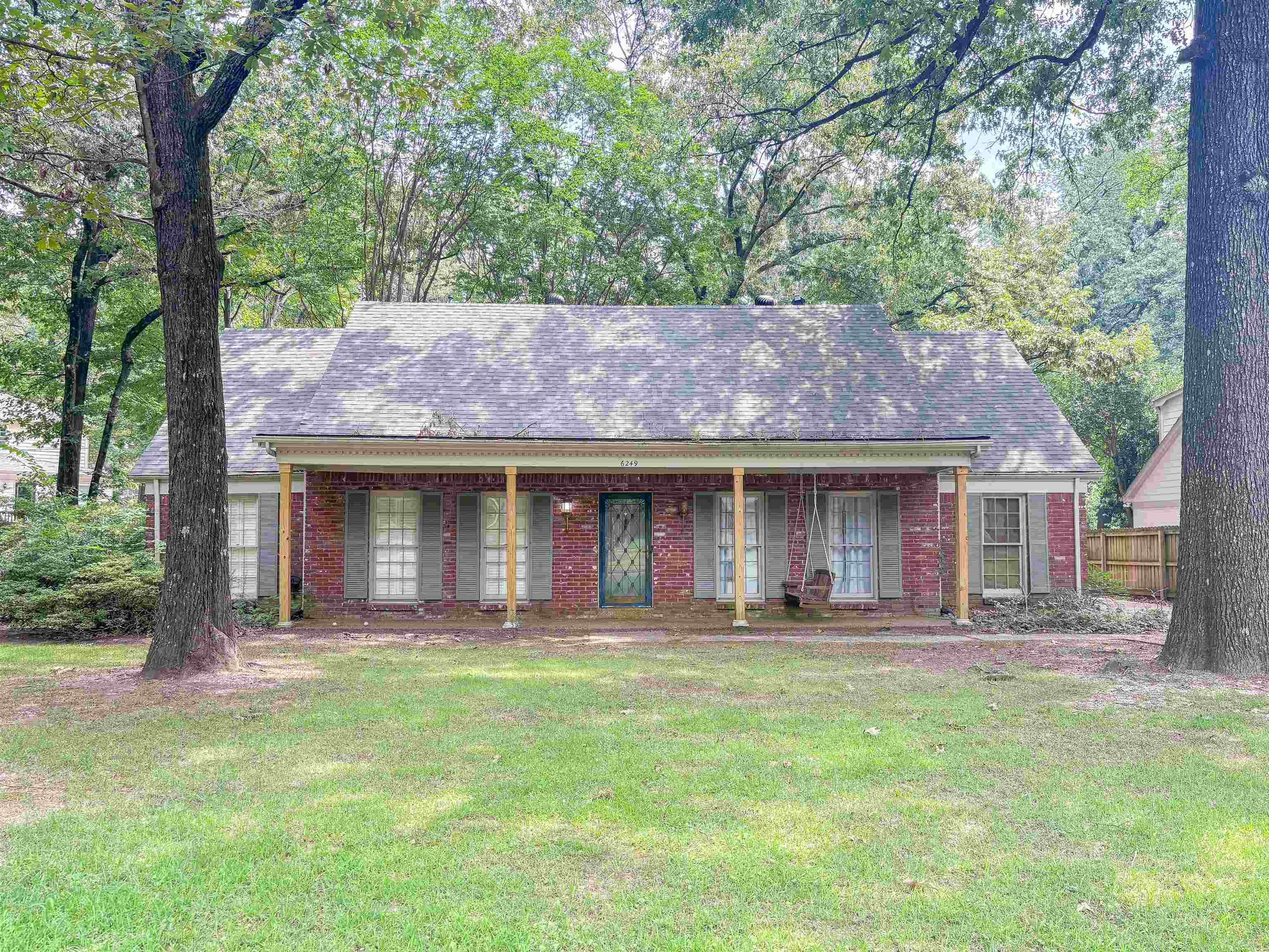 6249 FOREST GROVE DR Property Photo 1