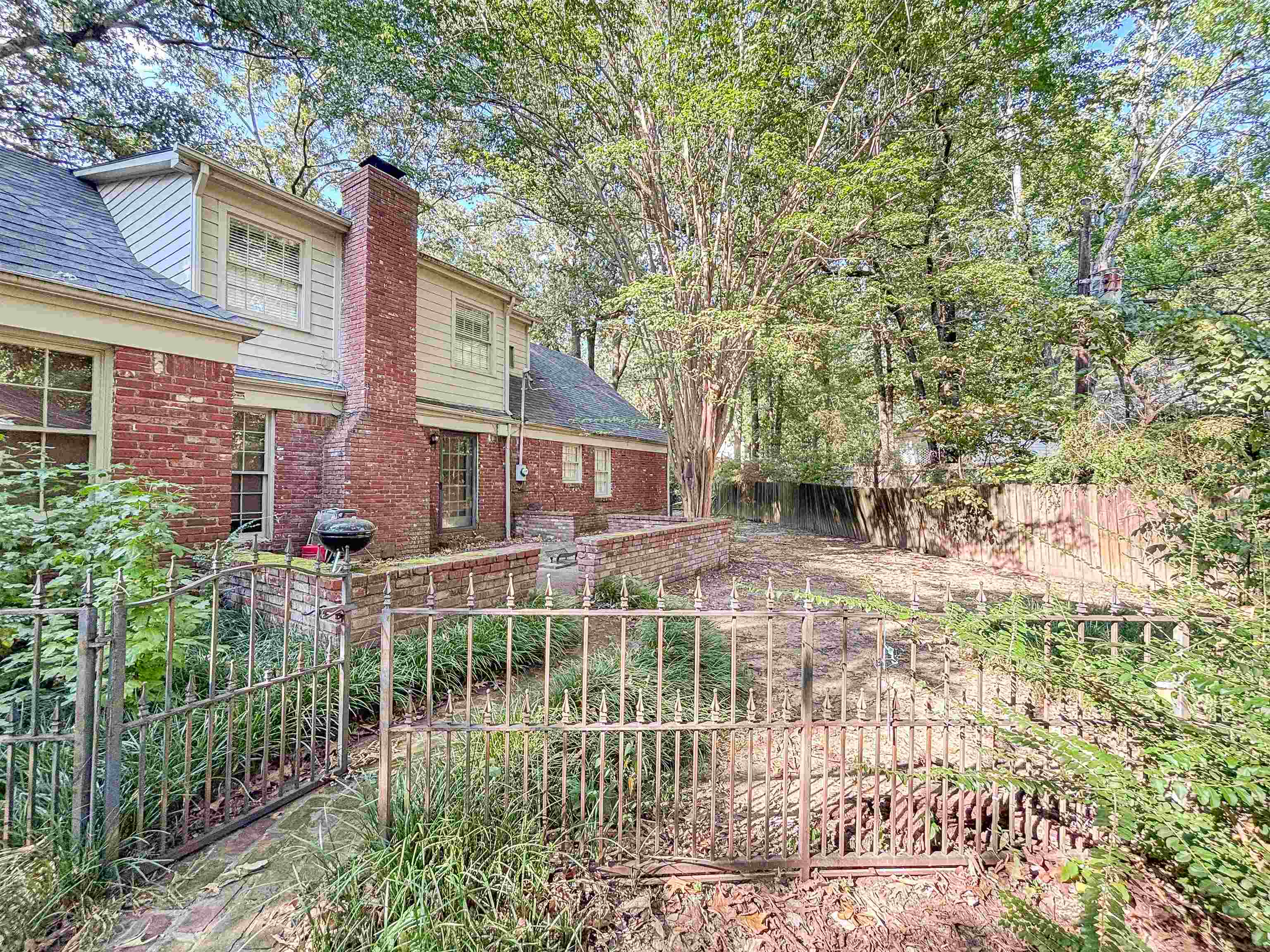 6249 Forest Grove Dr Property Photo 17