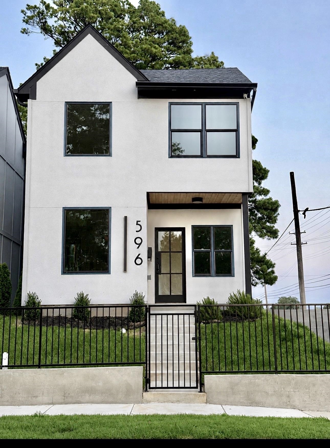 596 HAYNES ST