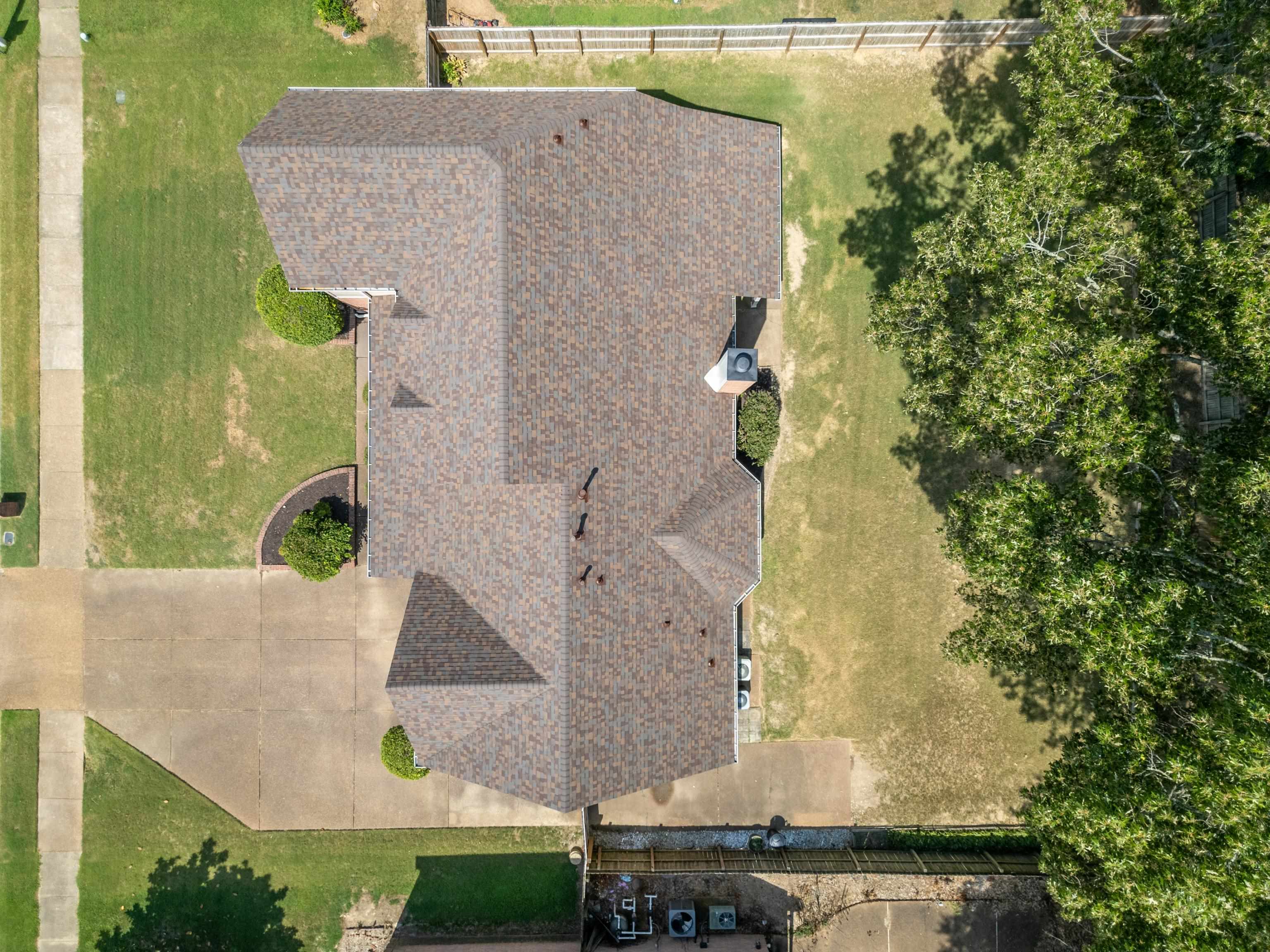 986 Heather Lake Dr Property Photo 32