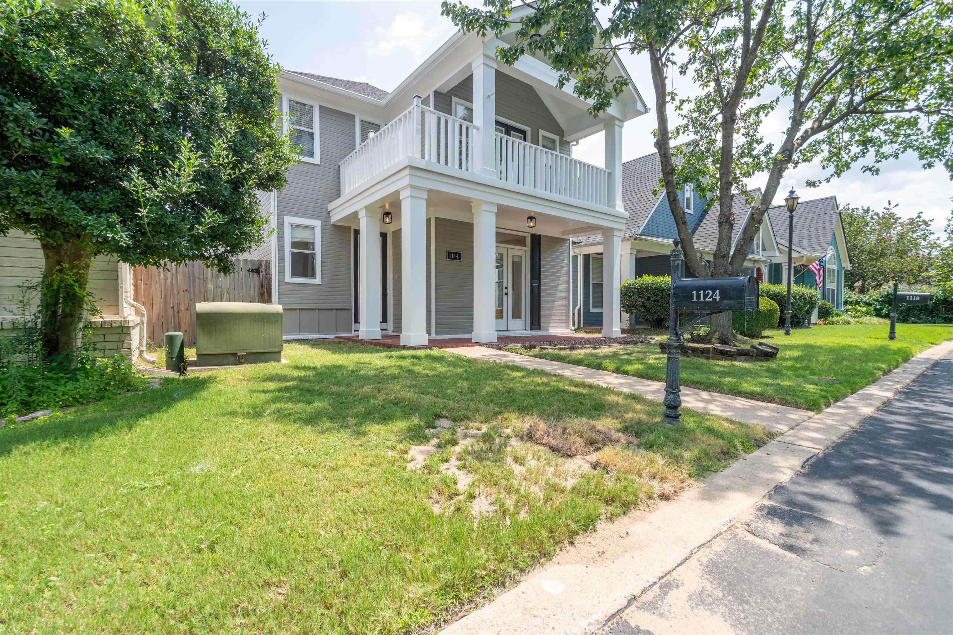 1124 Misty Isle Dr Property Photo 4