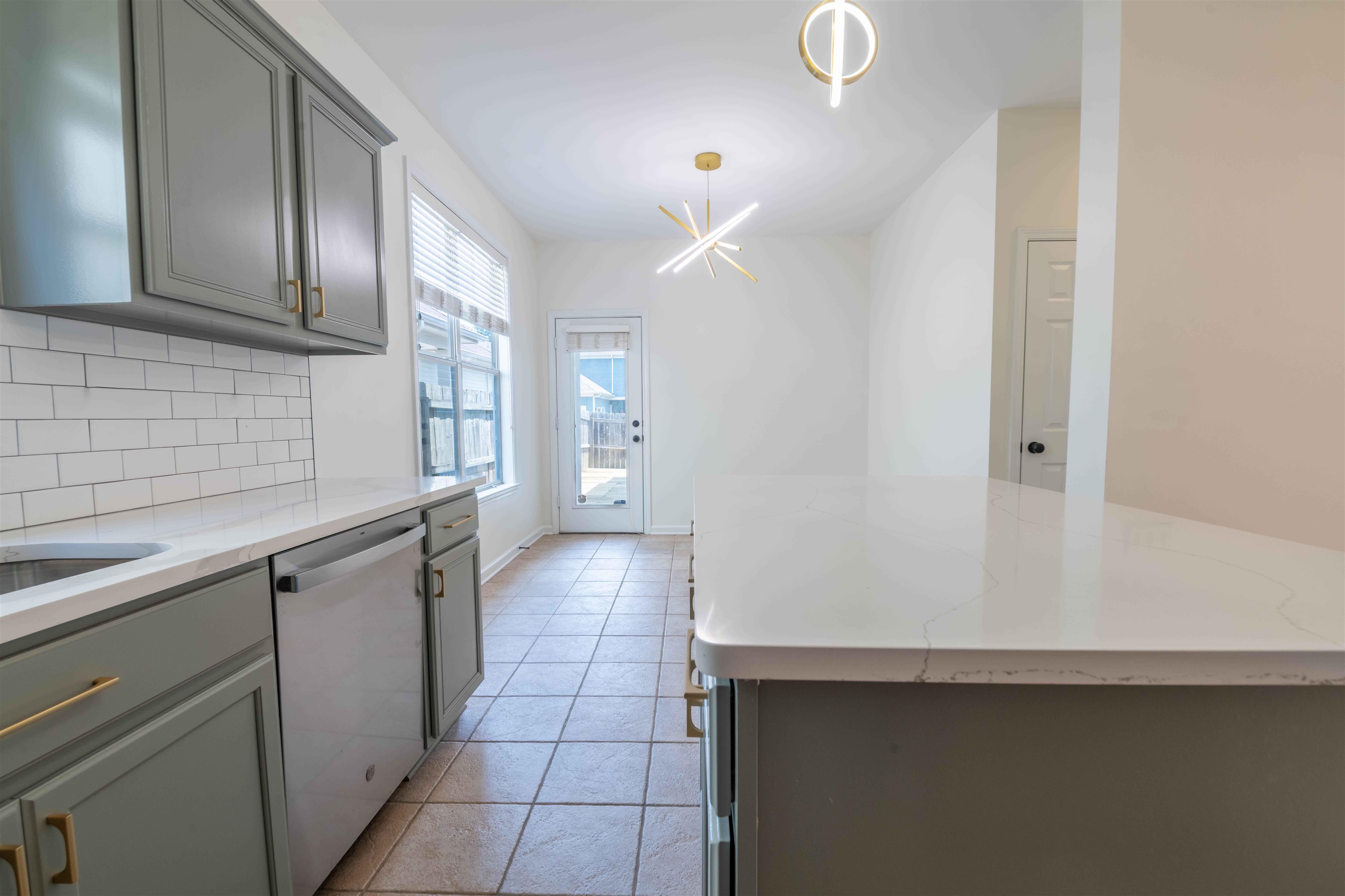 1124 Misty Isle Dr Property Photo 18