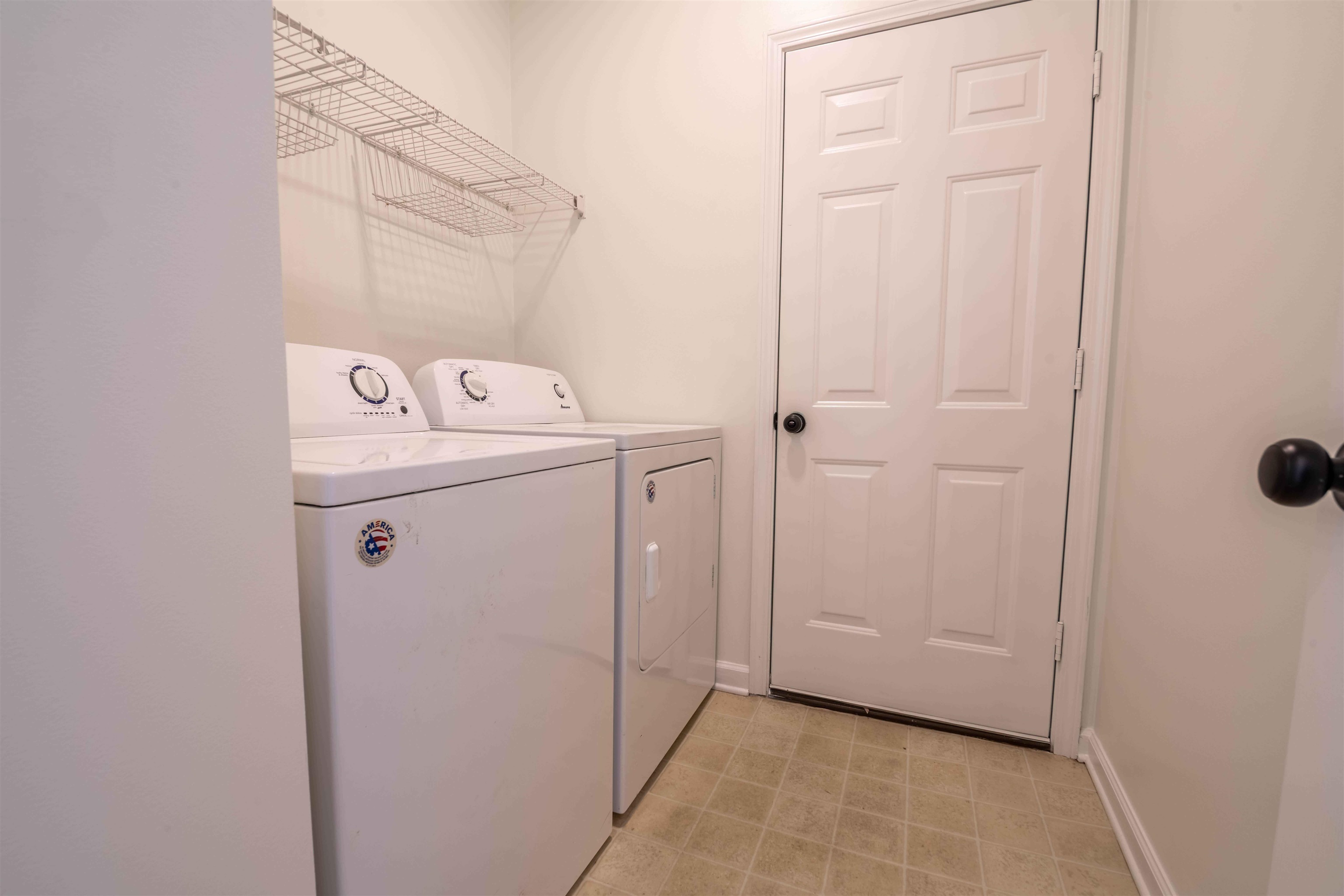 1124 Misty Isle Dr Property Photo 23