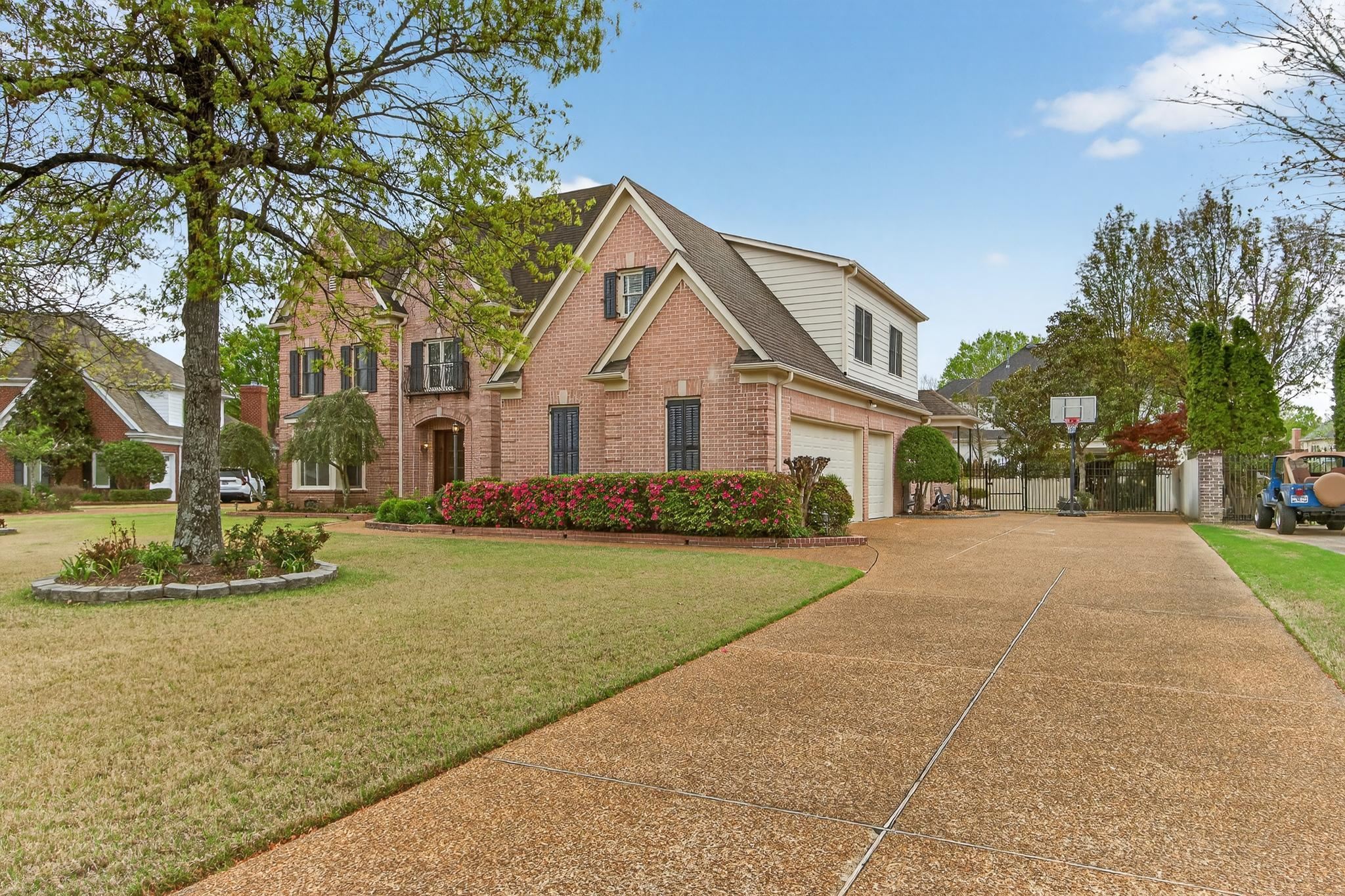 1766 Dickens Cv Property Photo 2
