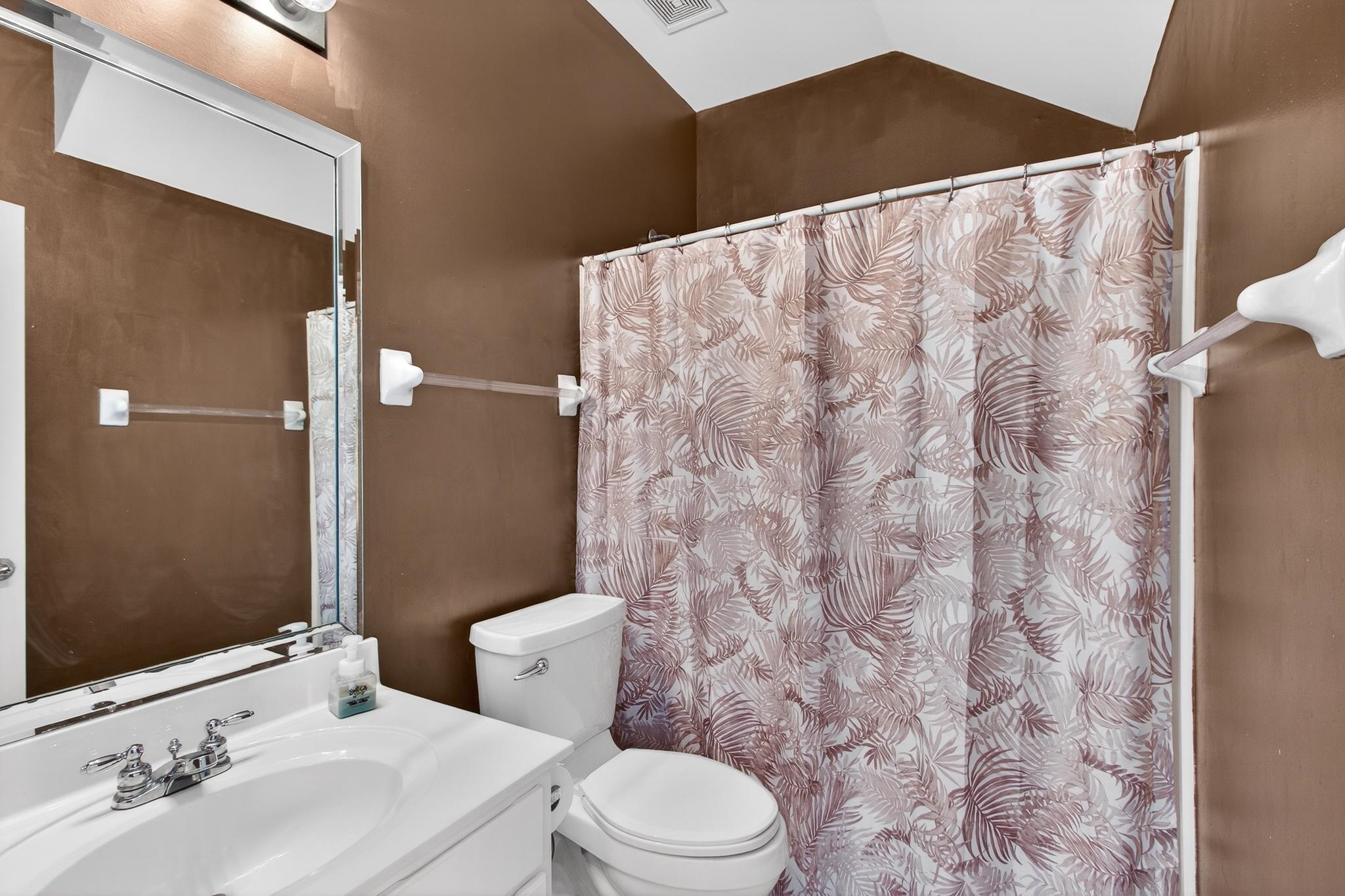 1766 Dickens Cv Property Photo 20