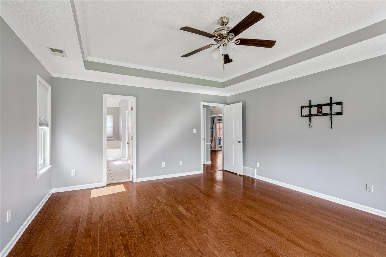 6075 Daybreak Dr Property Photo 14