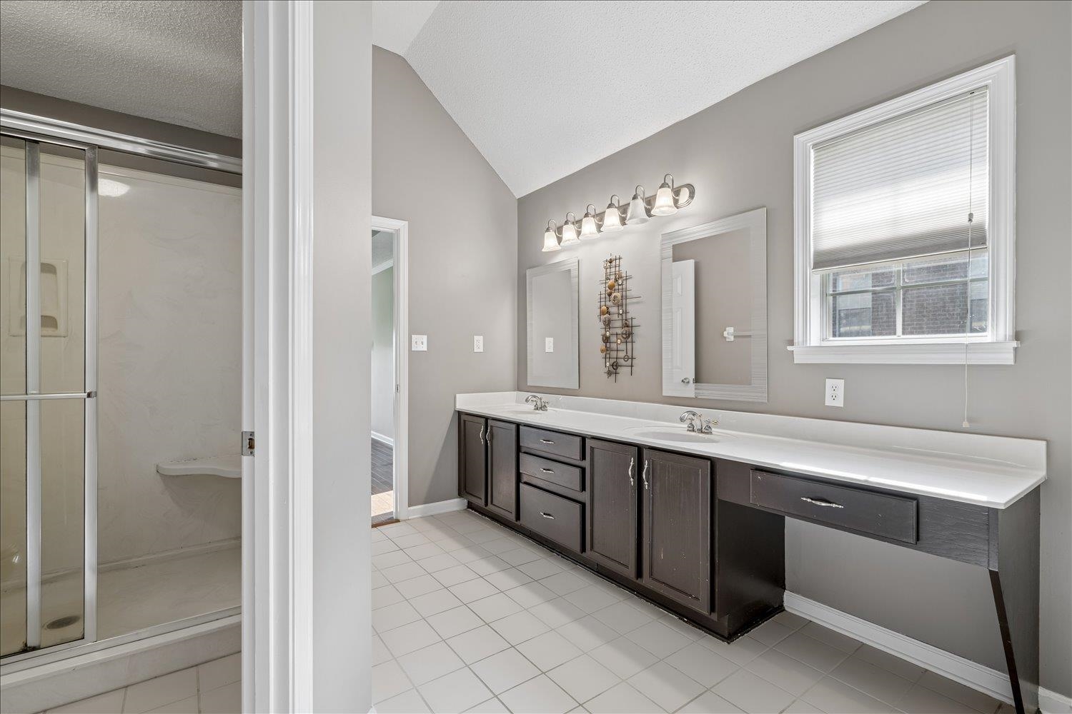 6075 Daybreak Dr Property Photo 16