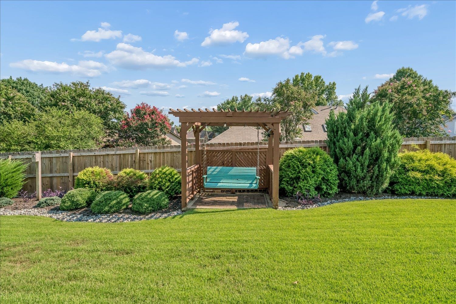 6075 Daybreak Dr Property Photo 30